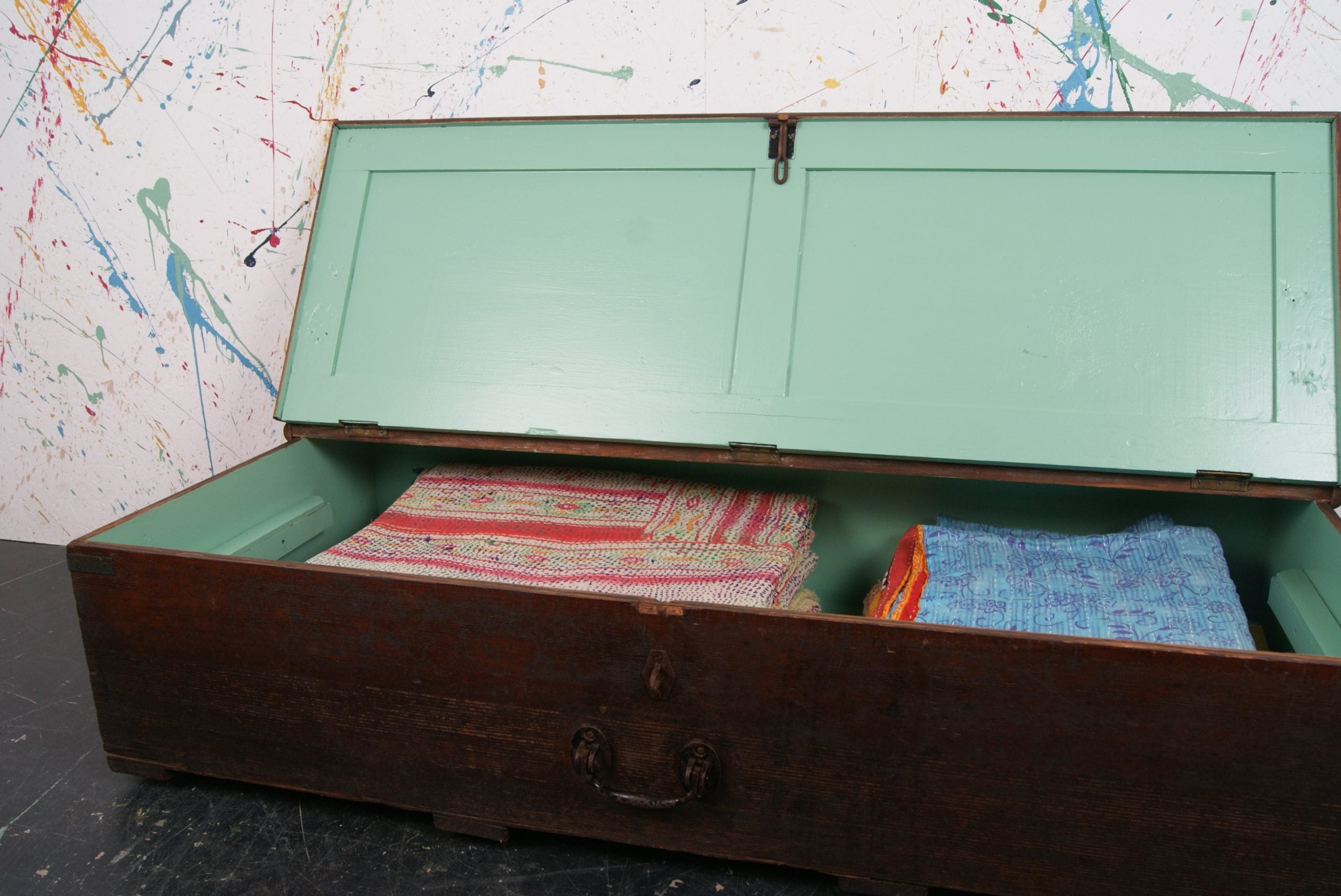 trunk-on-castors-7