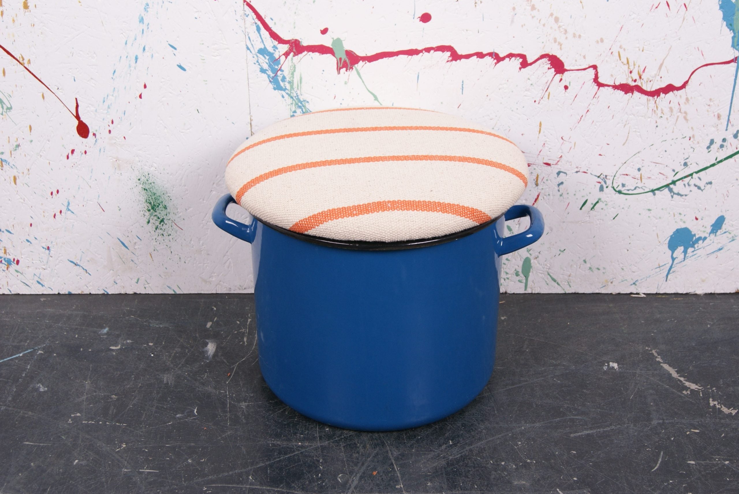 turquoise-round-maggie-orange-top-1