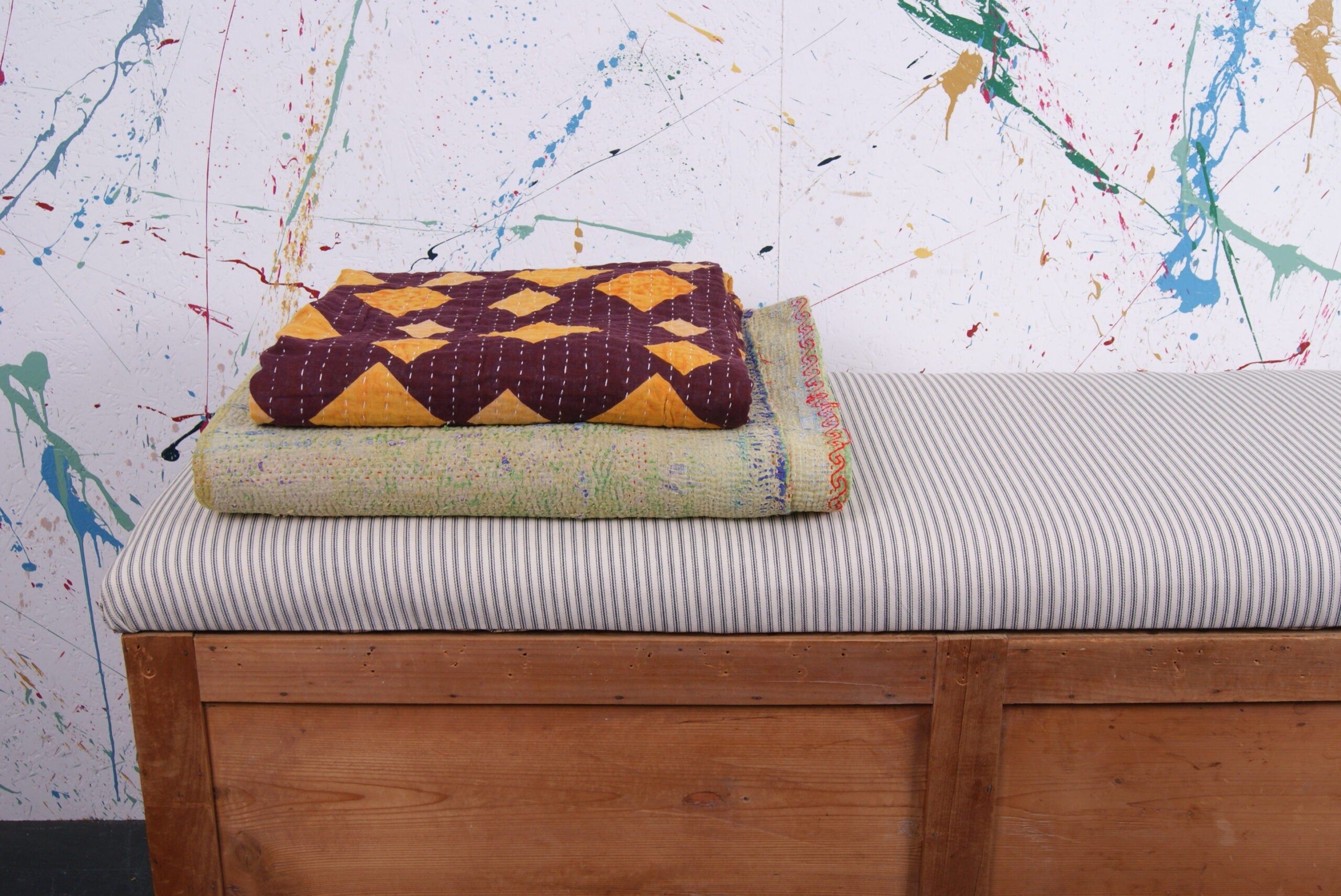 upholstered-chest-6