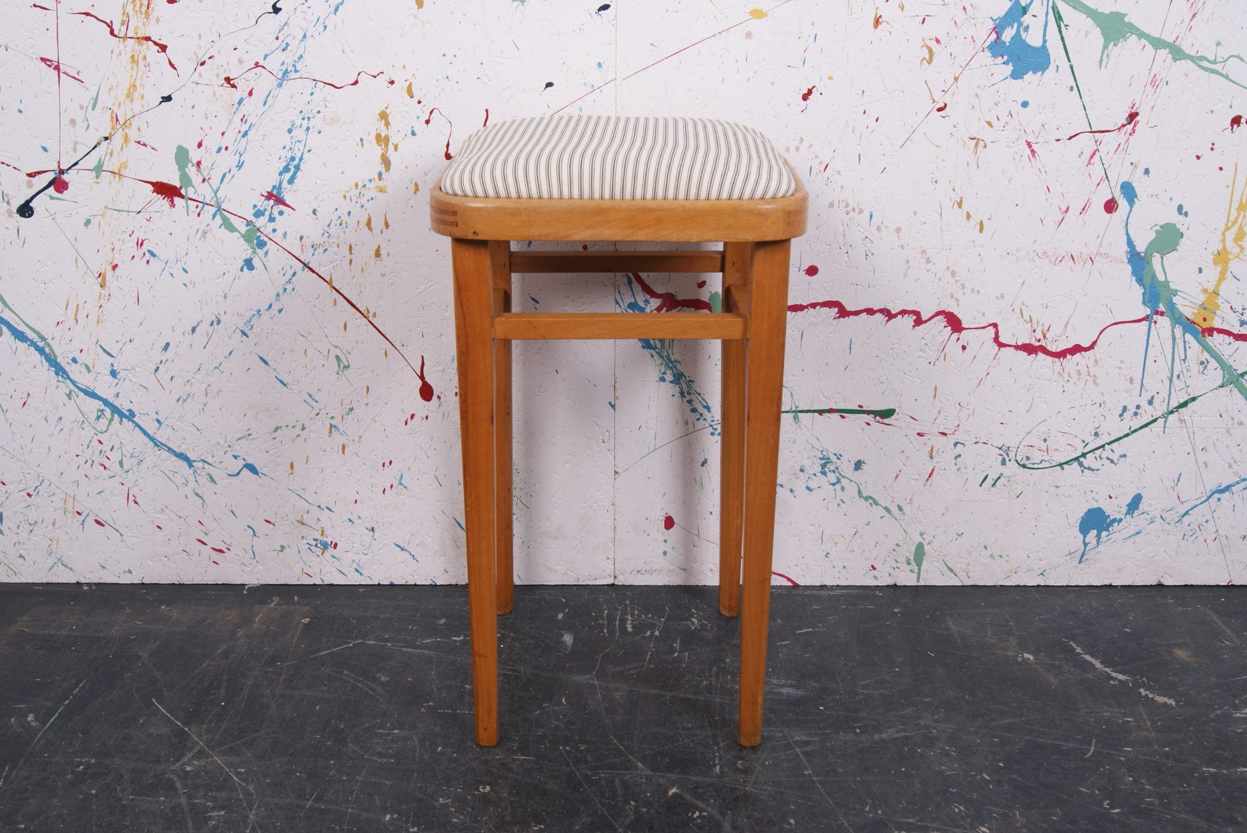 upholstered-stool-1