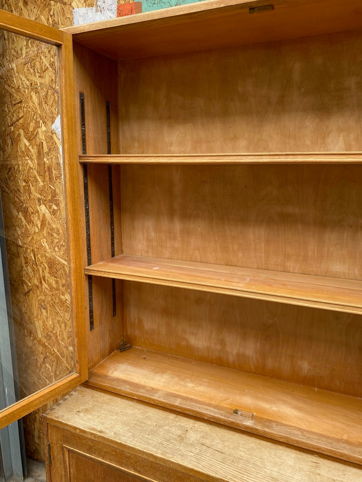 vintage-wooden-cabinet-7