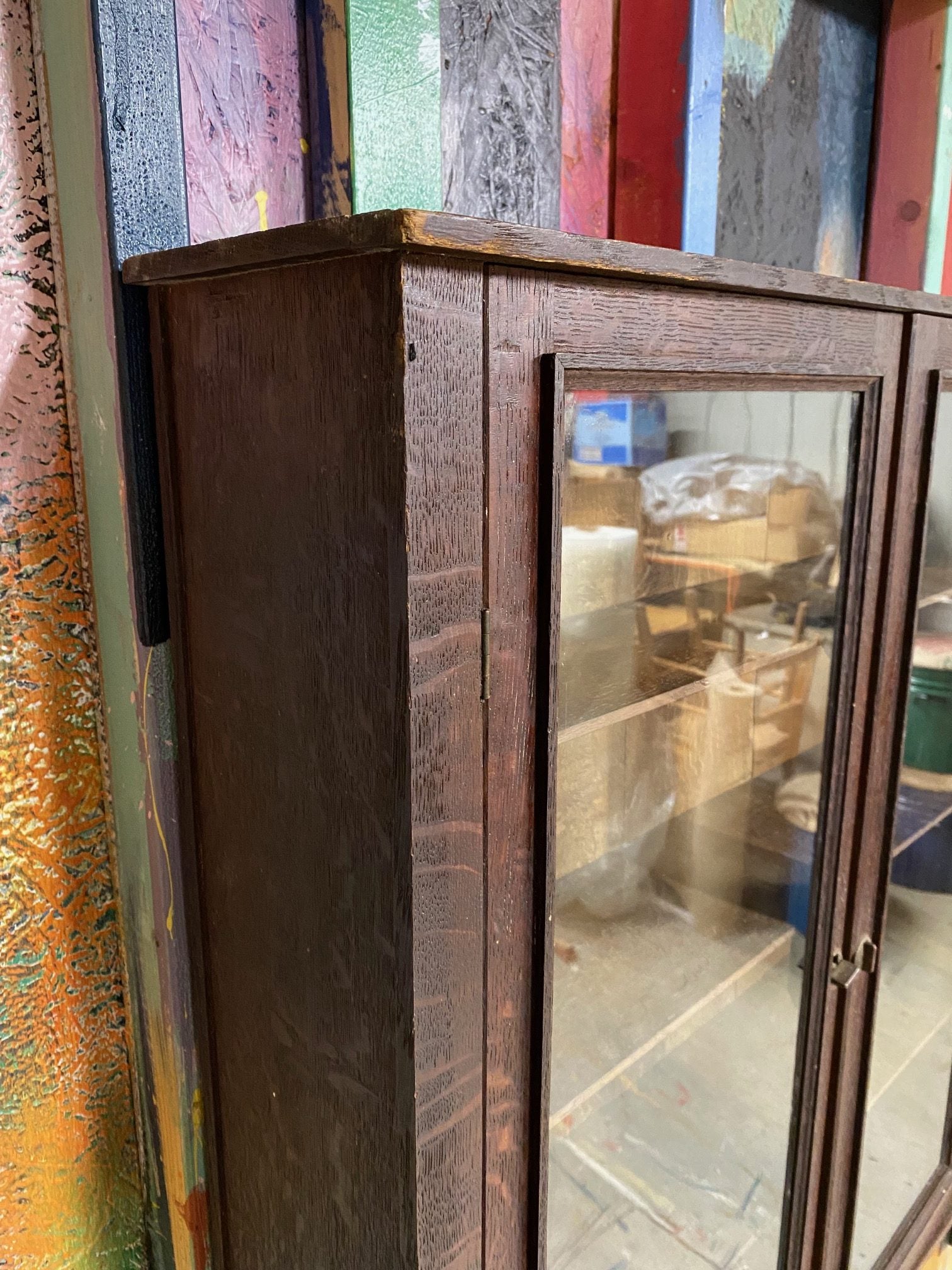 wall-glass-cabinet-34