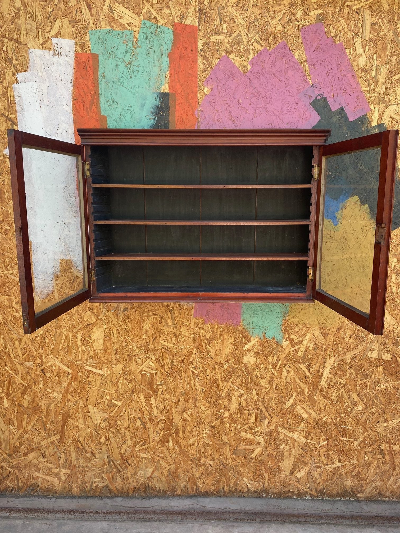 wall-glass-cabinet-40