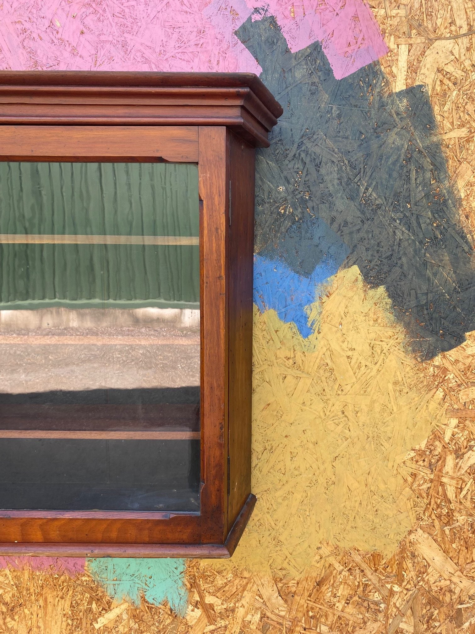 wall-glass-cabinet-42