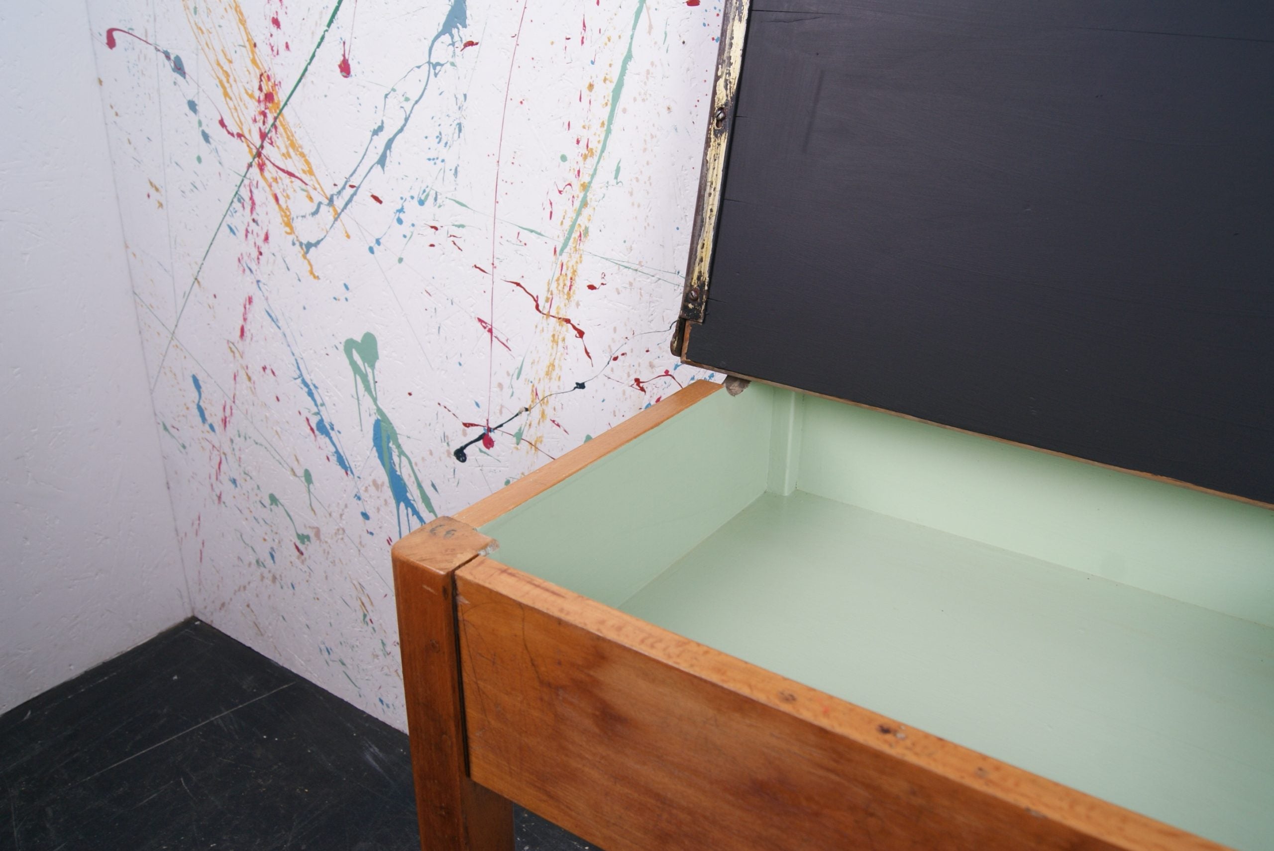 whirlybird-single-school-desk-3