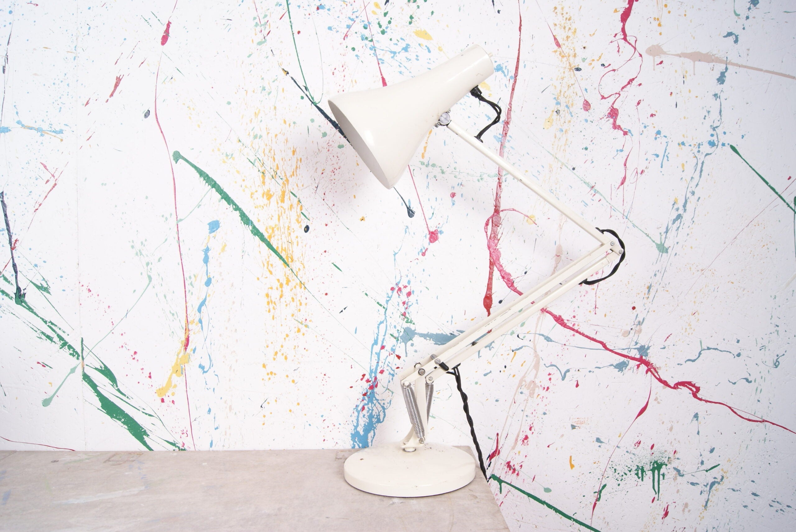 white-anglepoise-lamp-1