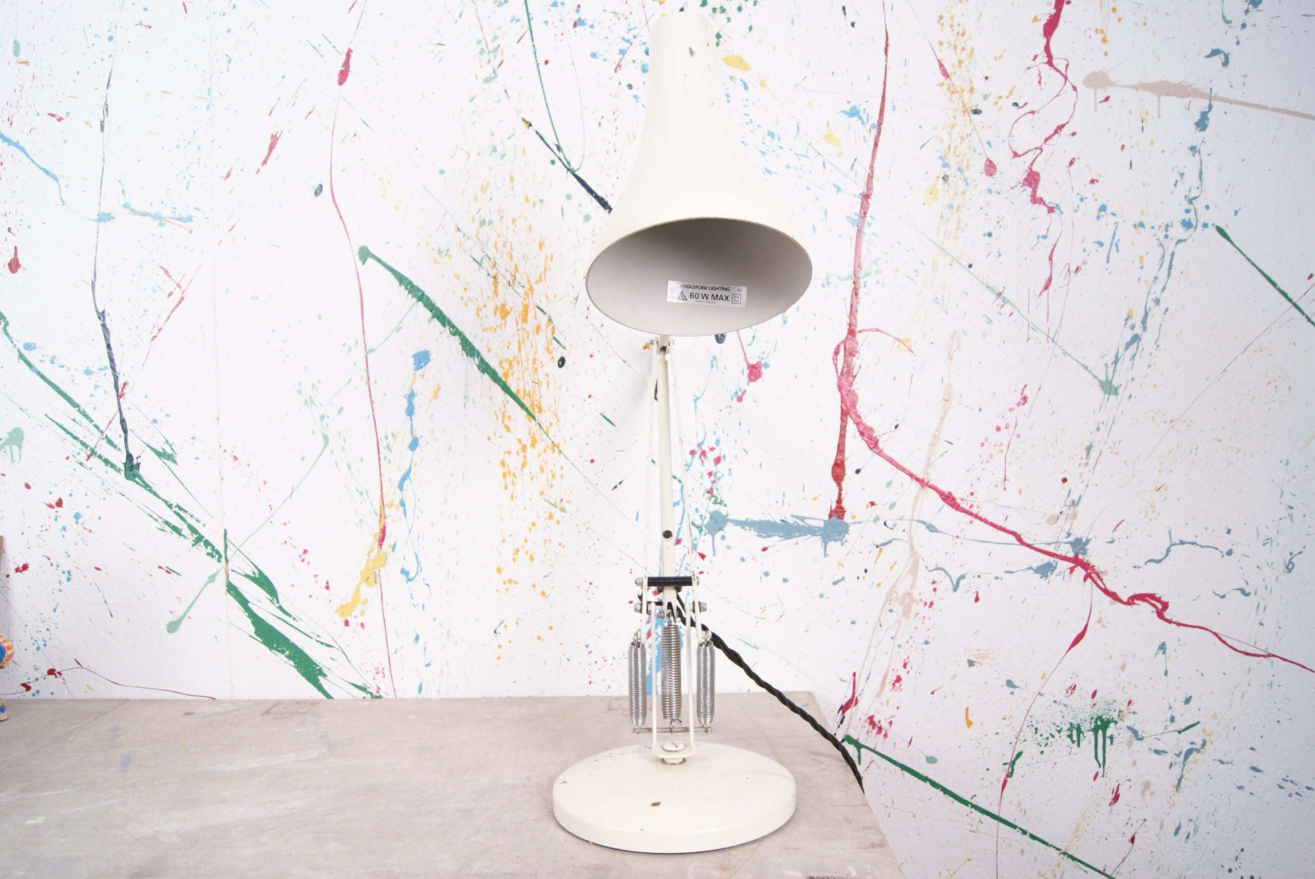 white-anglepoise-lamp-4