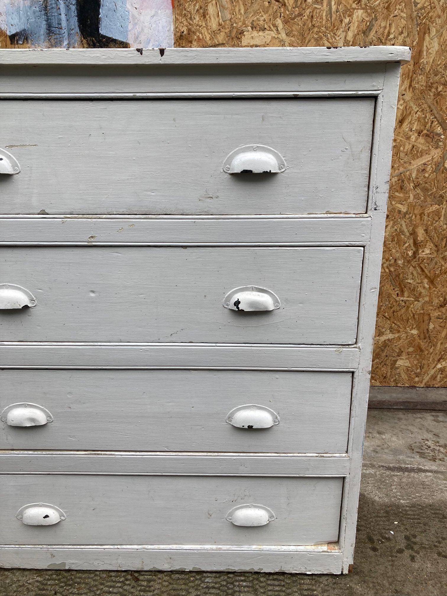 white-chest-of-drawers-6