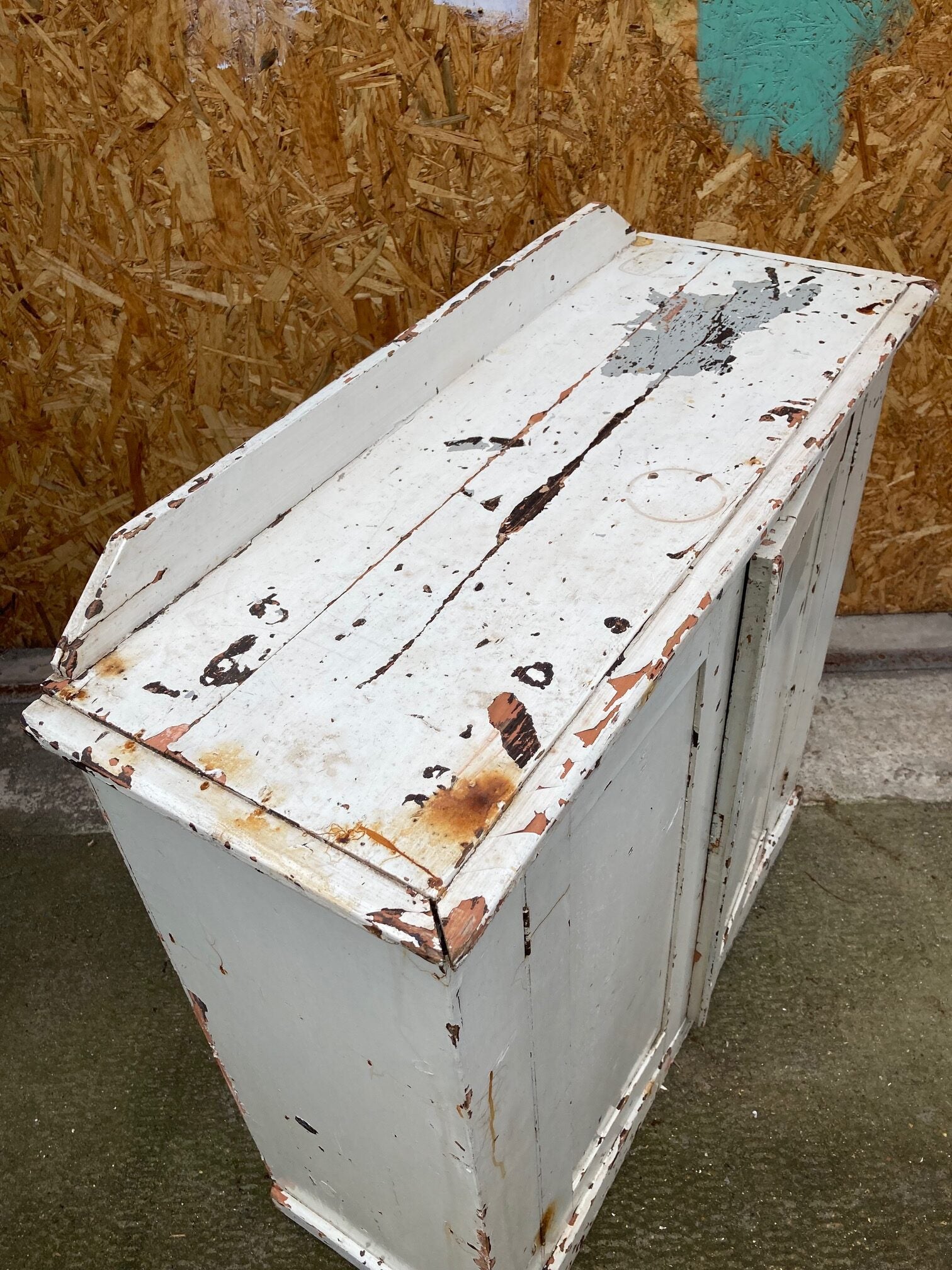 white-cupboard-5