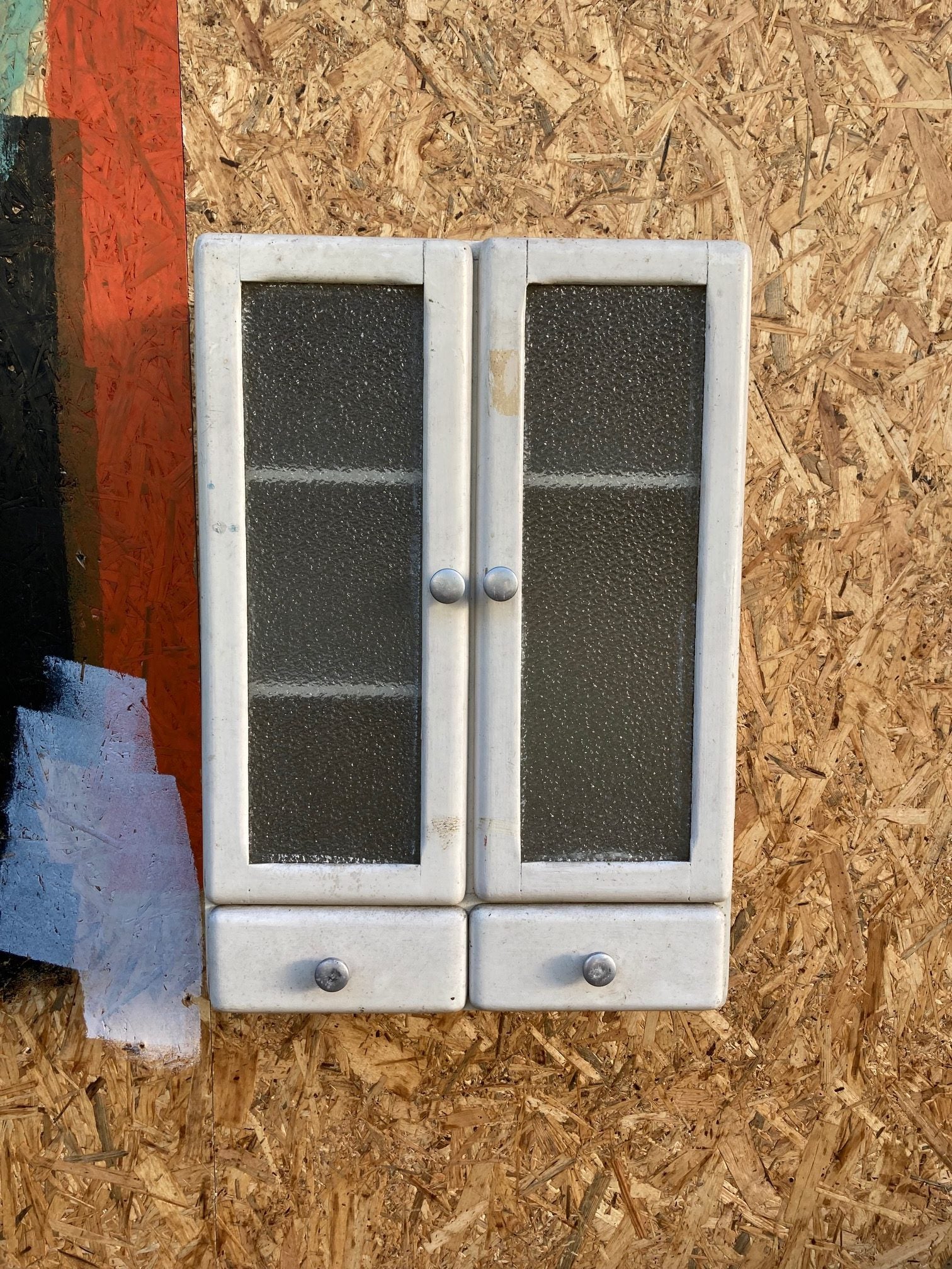 white-frosted-cabinet-1