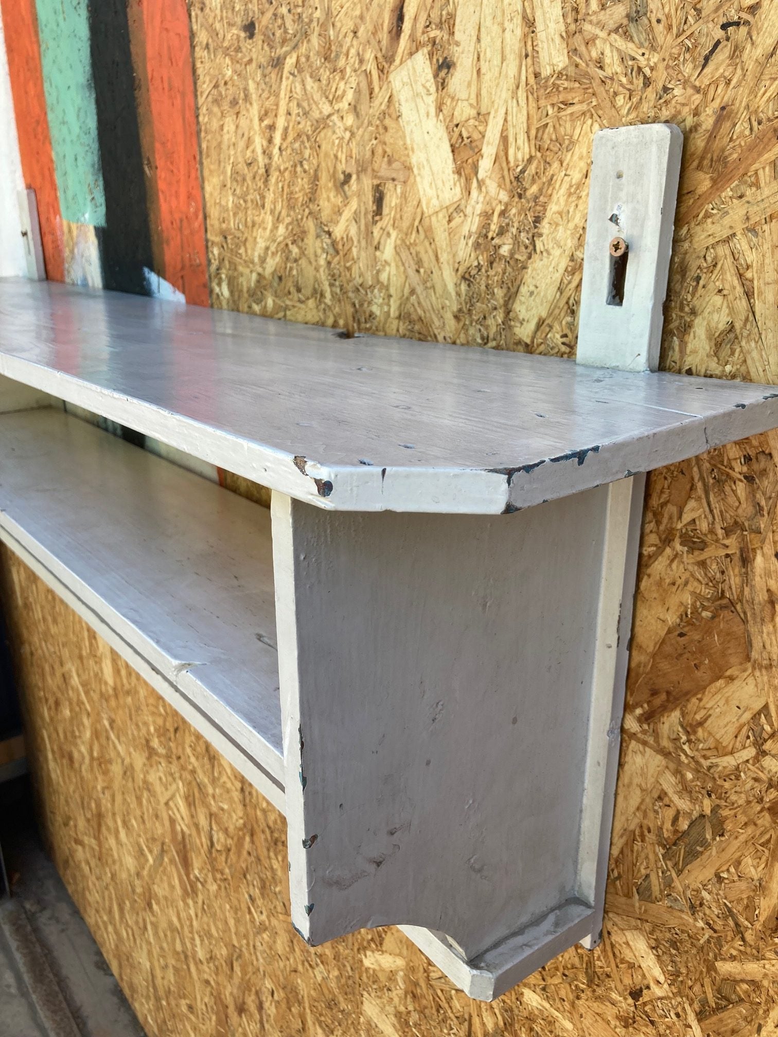 white-wooden-shelf-5