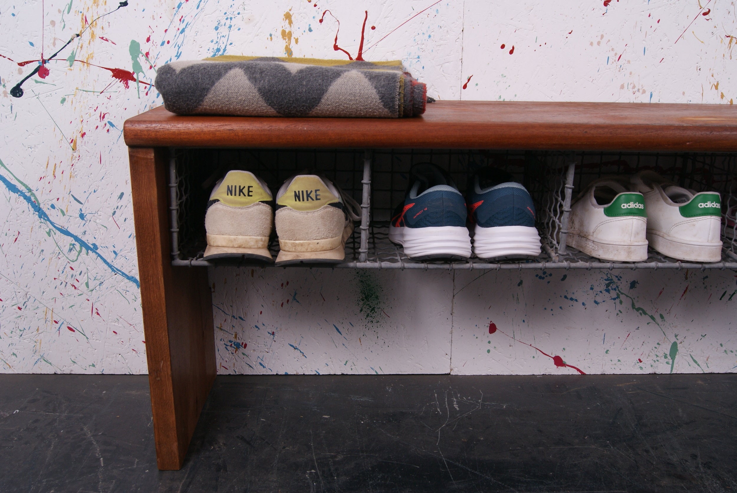 wooden-bench-with-storage-6
