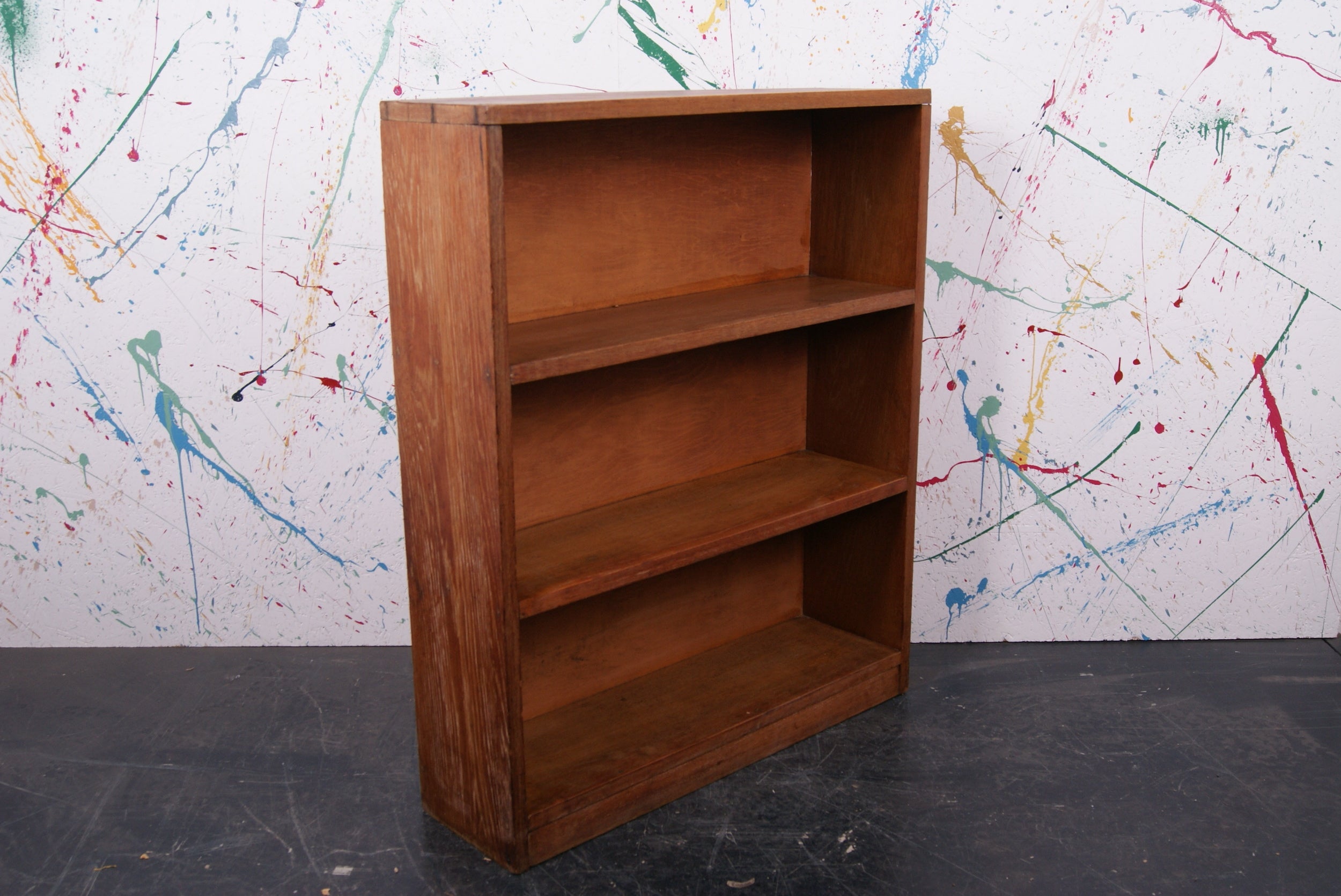 wooden-bookcase-2