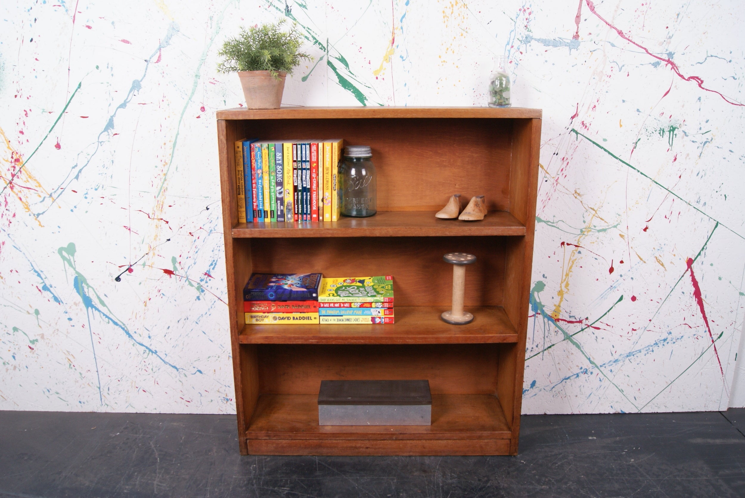 wooden-bookcase-4.