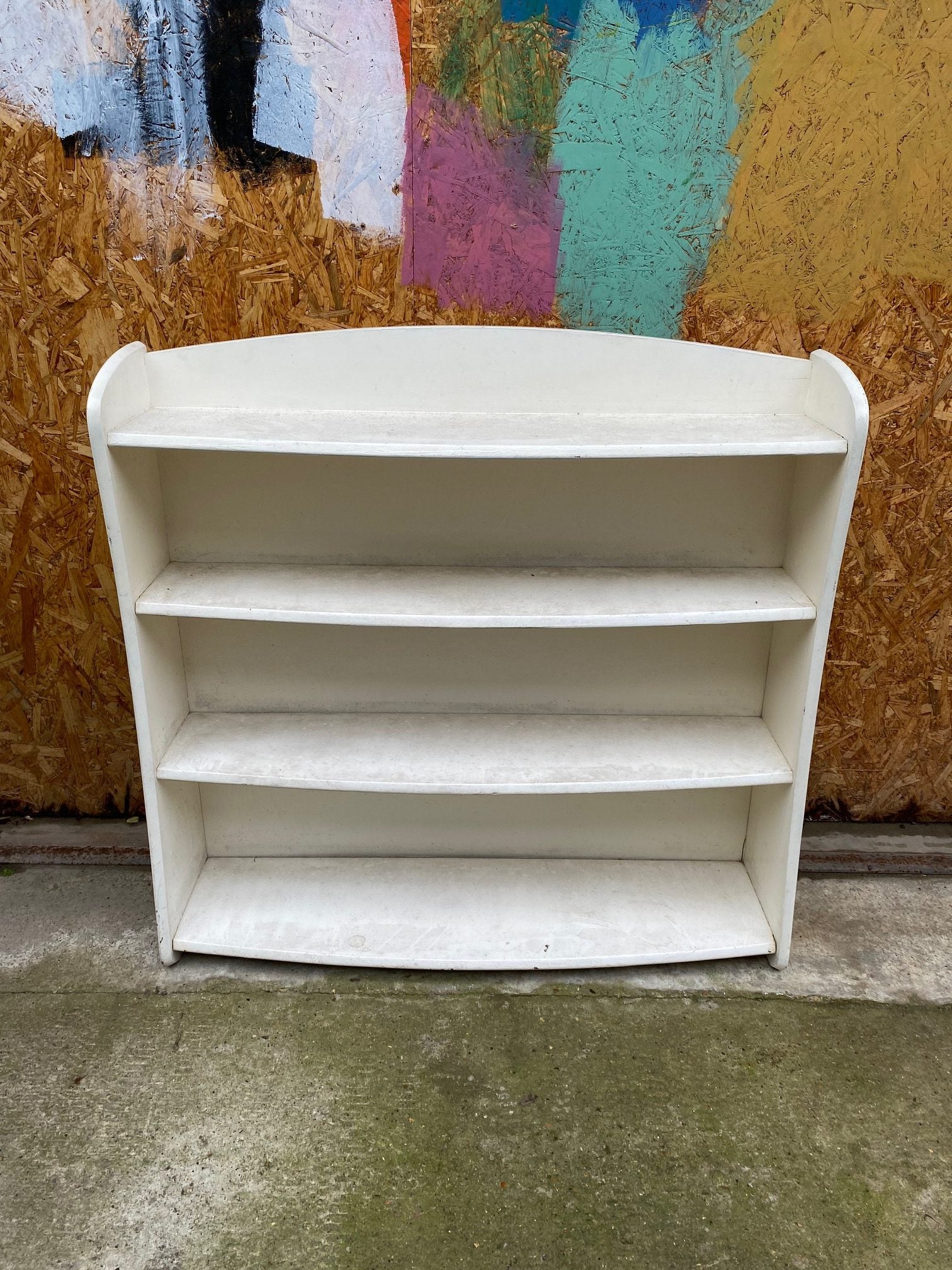 wooden-bookshelf-4