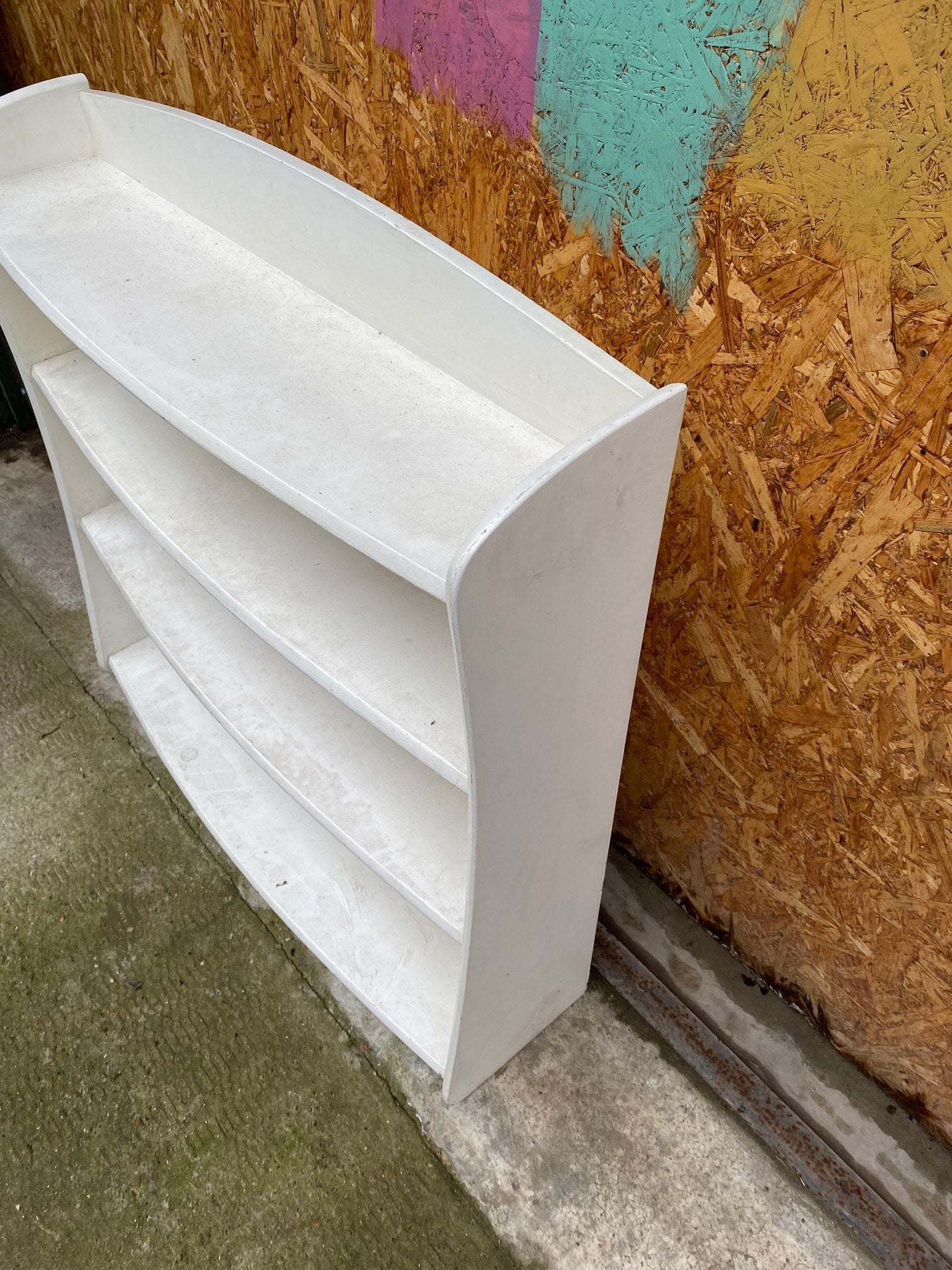 wooden-bookshelf-5
