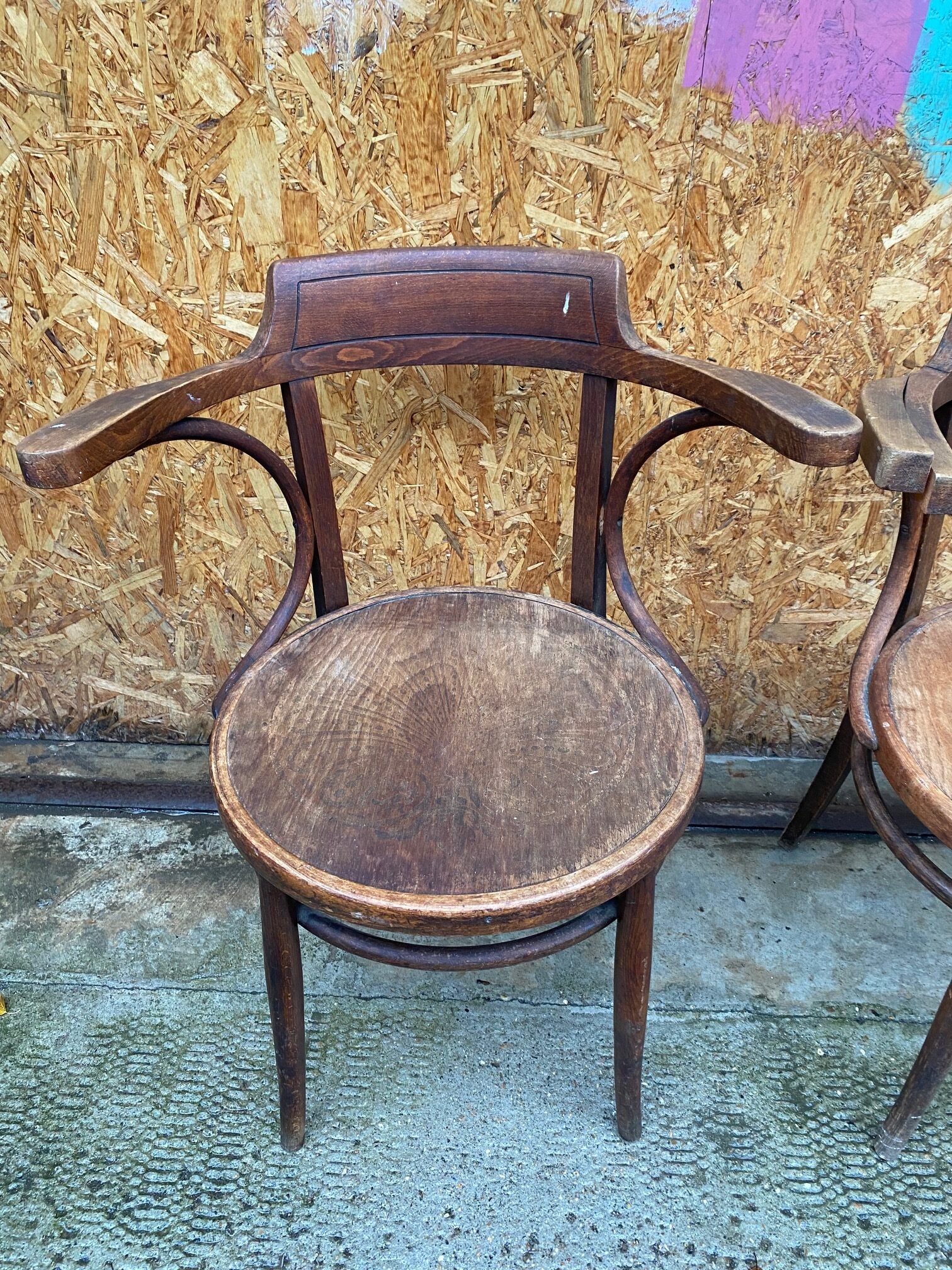 wooden-chairs-2