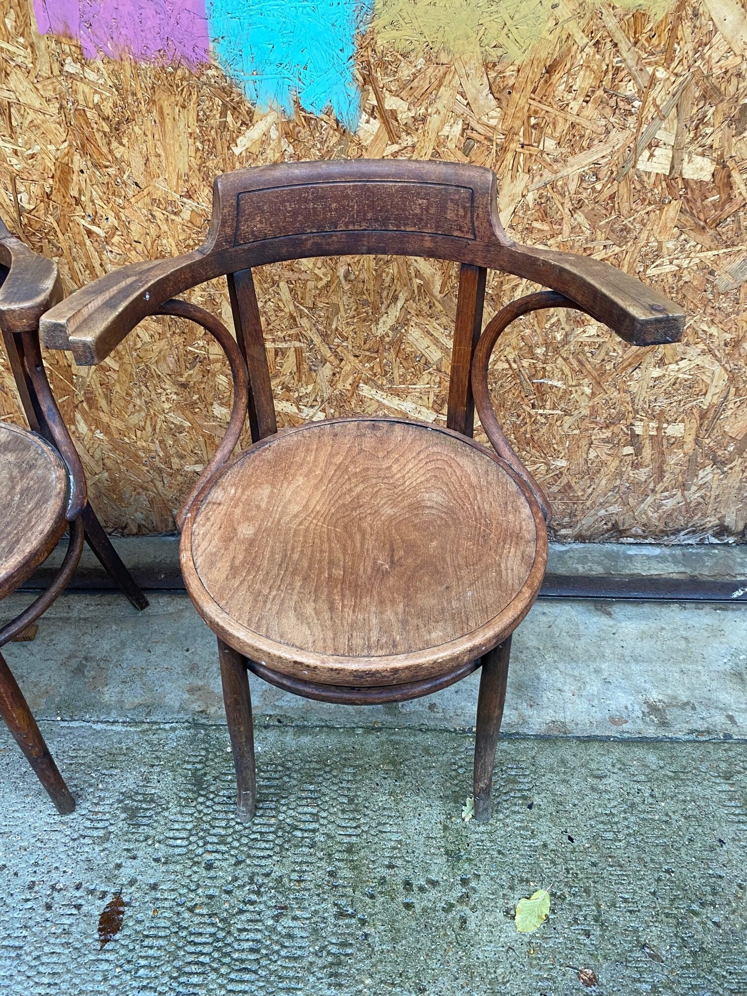 wooden-chairs-3