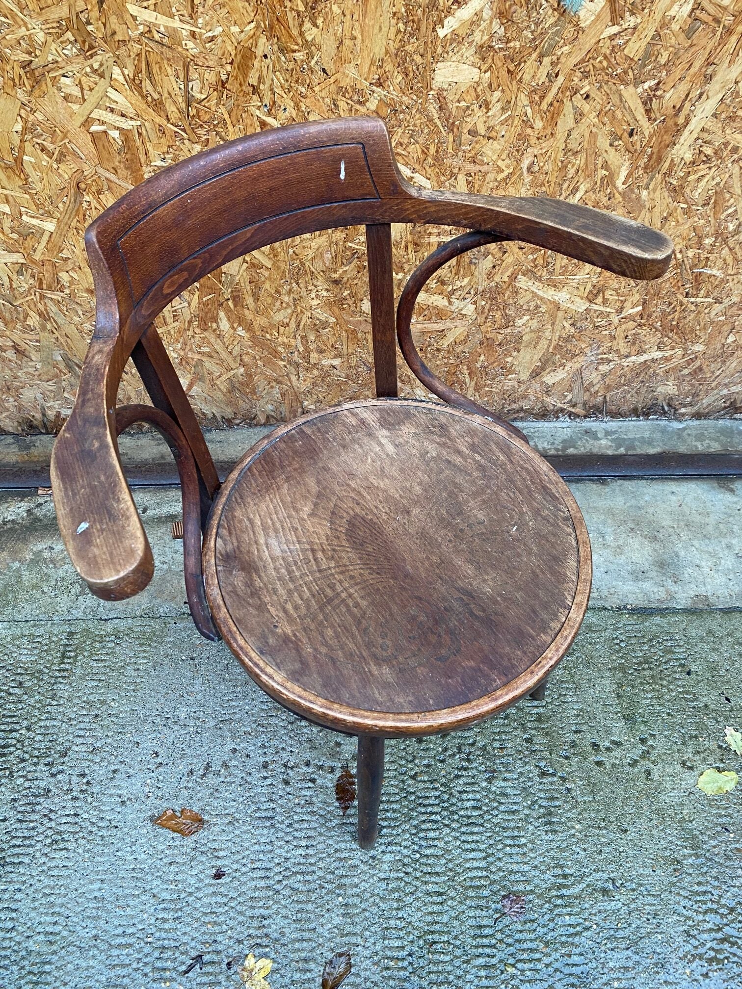 wooden-chairs-5