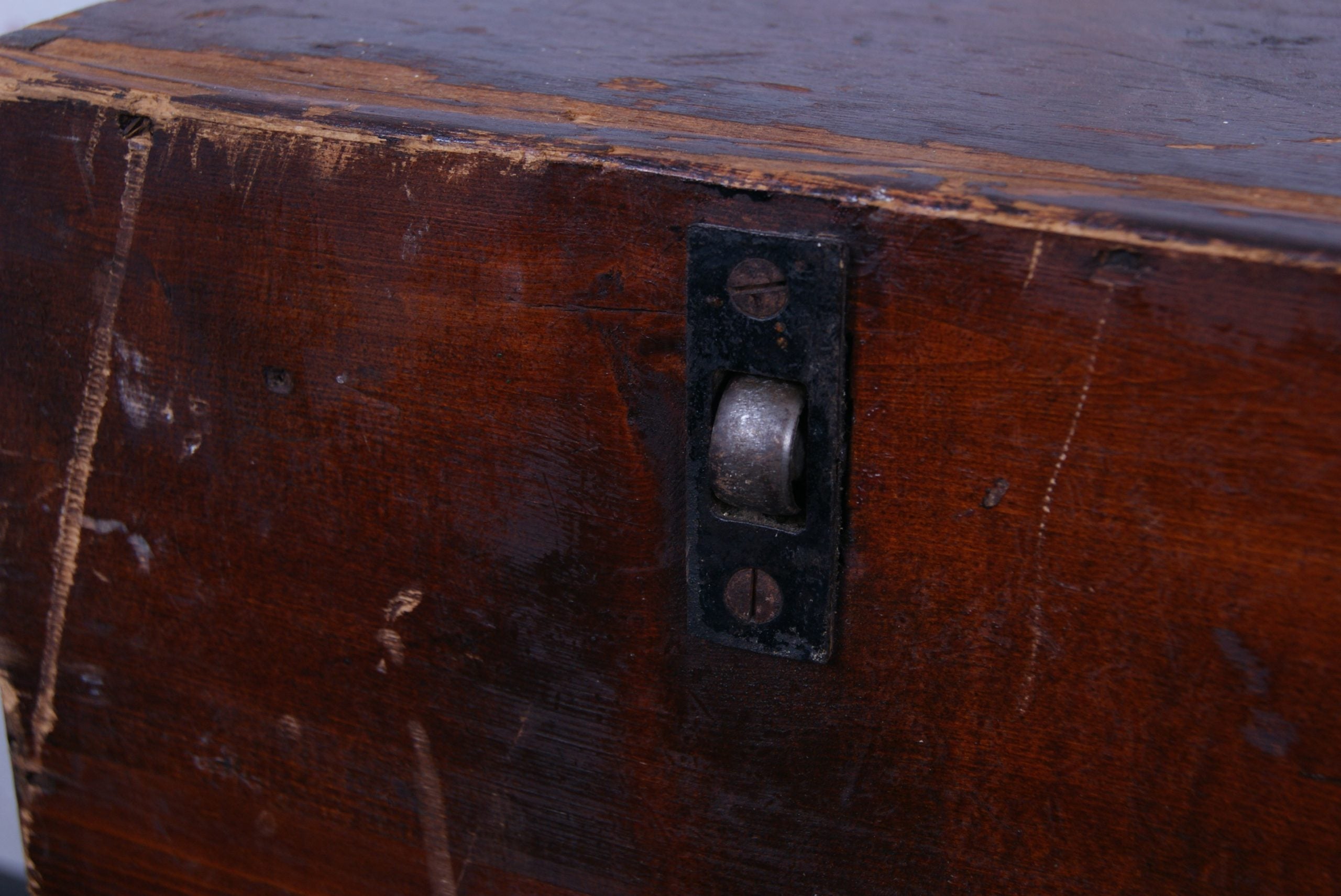 wooden-chest-7