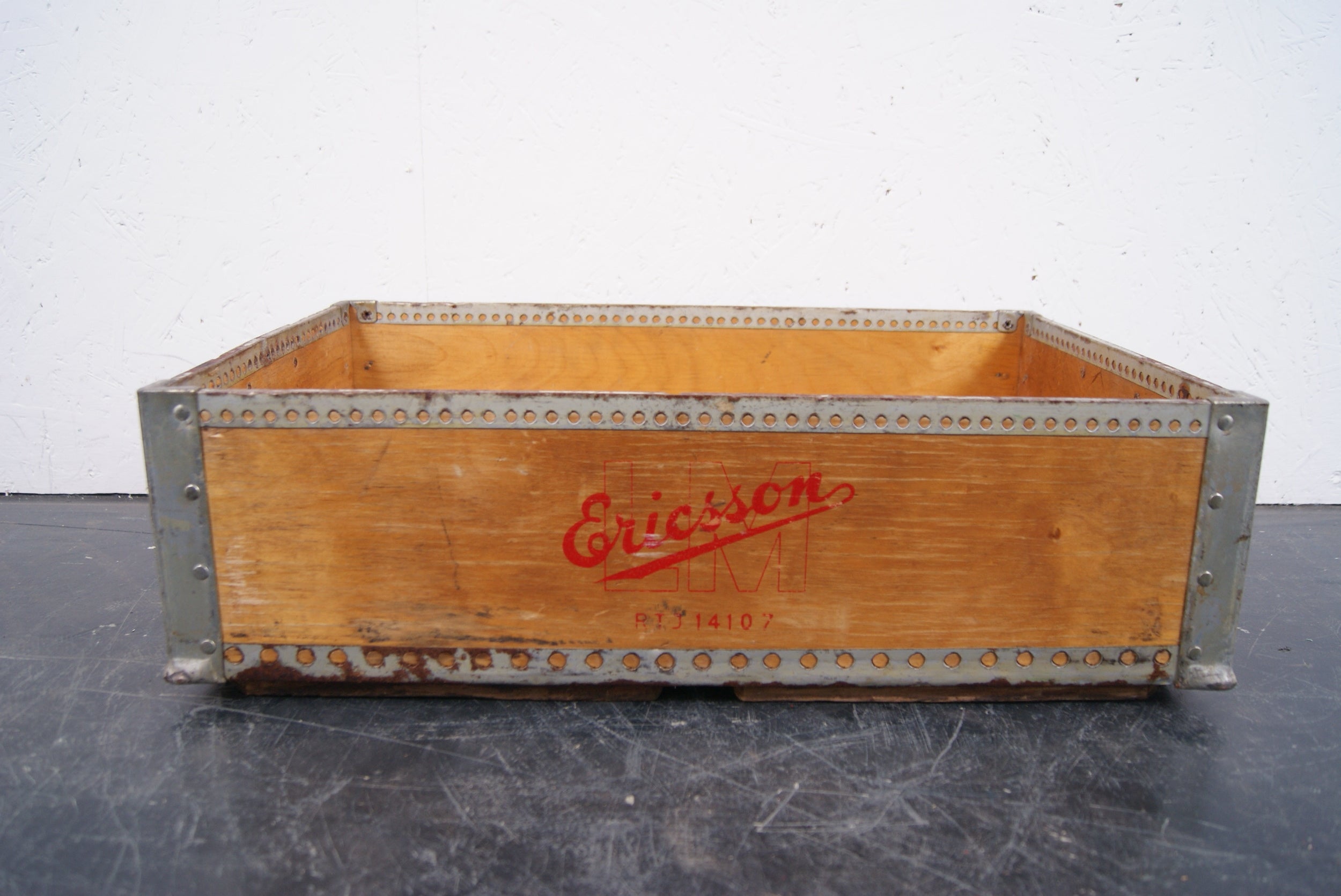wooden-crates-1