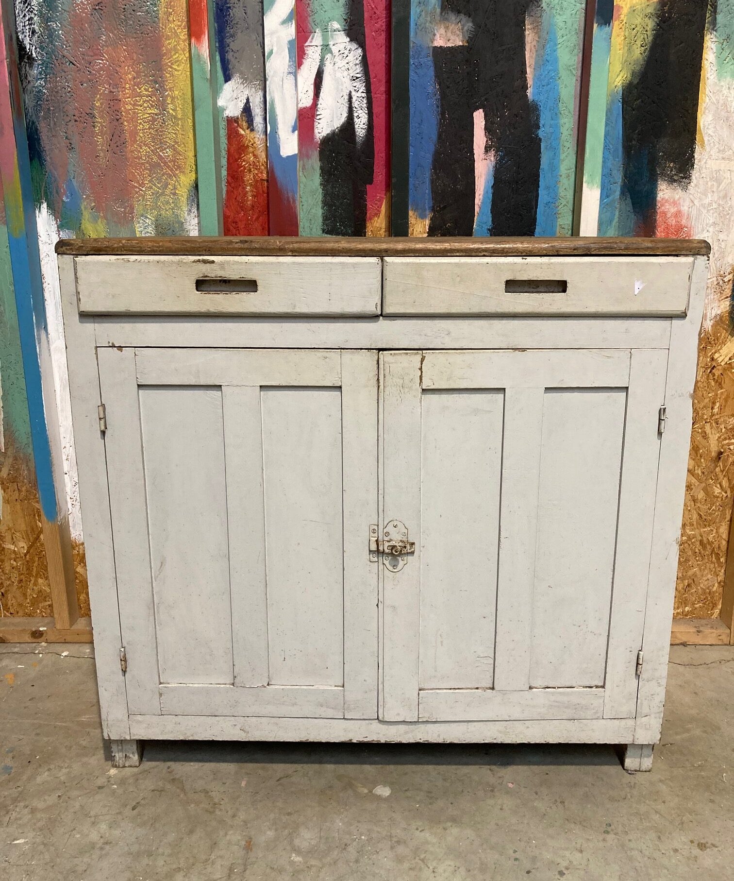 wooden-cupboard-1