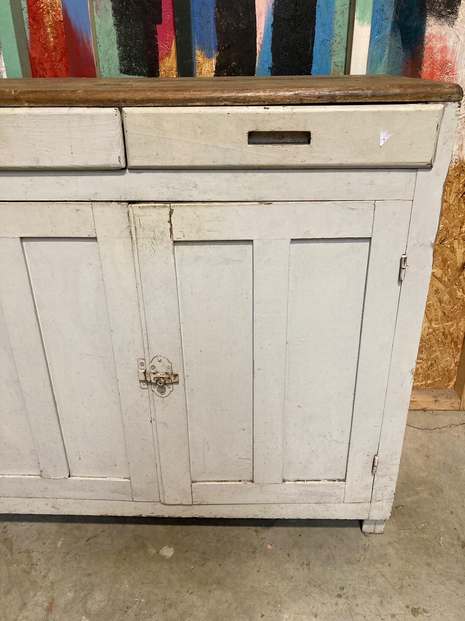 wooden-cupboard-2