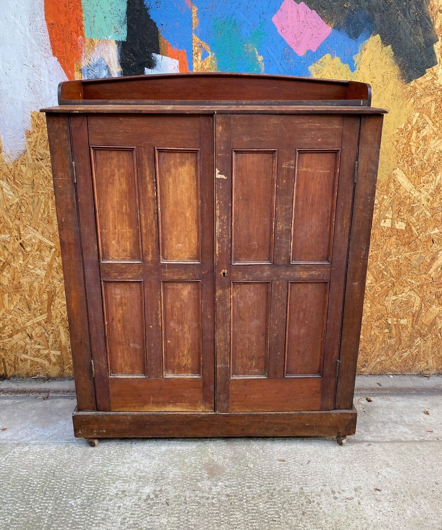 wooden-cupboard-20