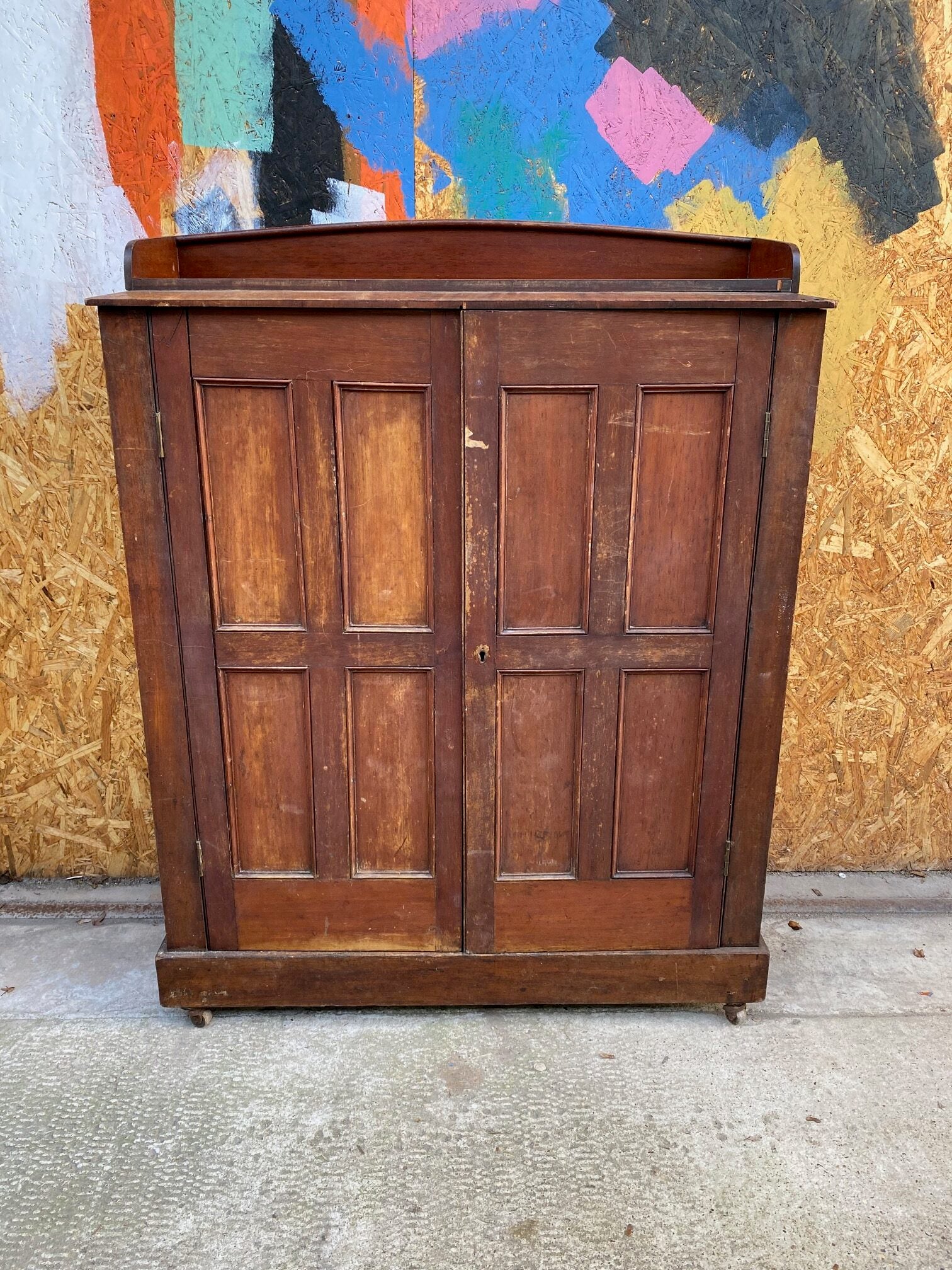 wooden-cupboard-20