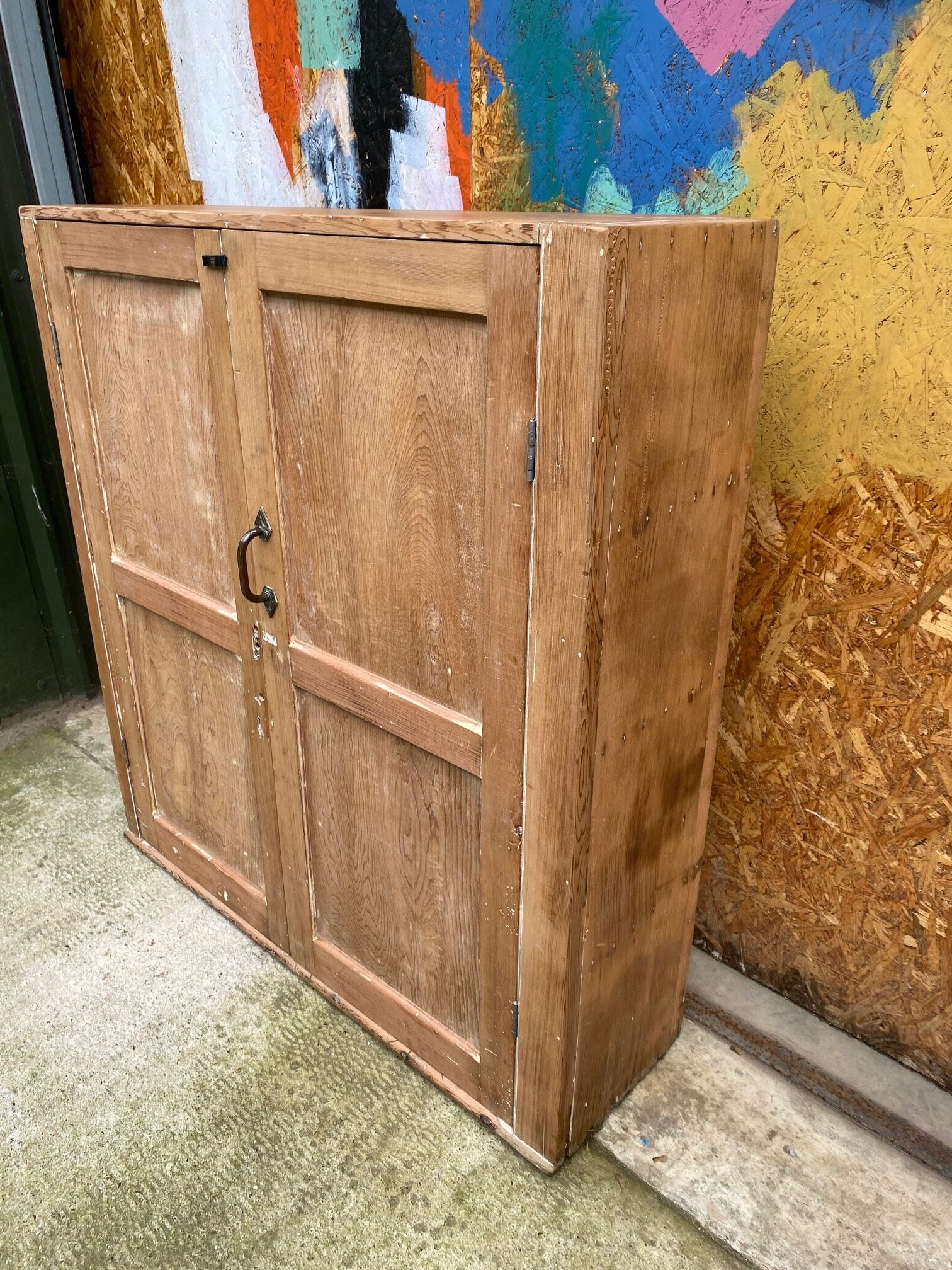 wooden-cupboard-201