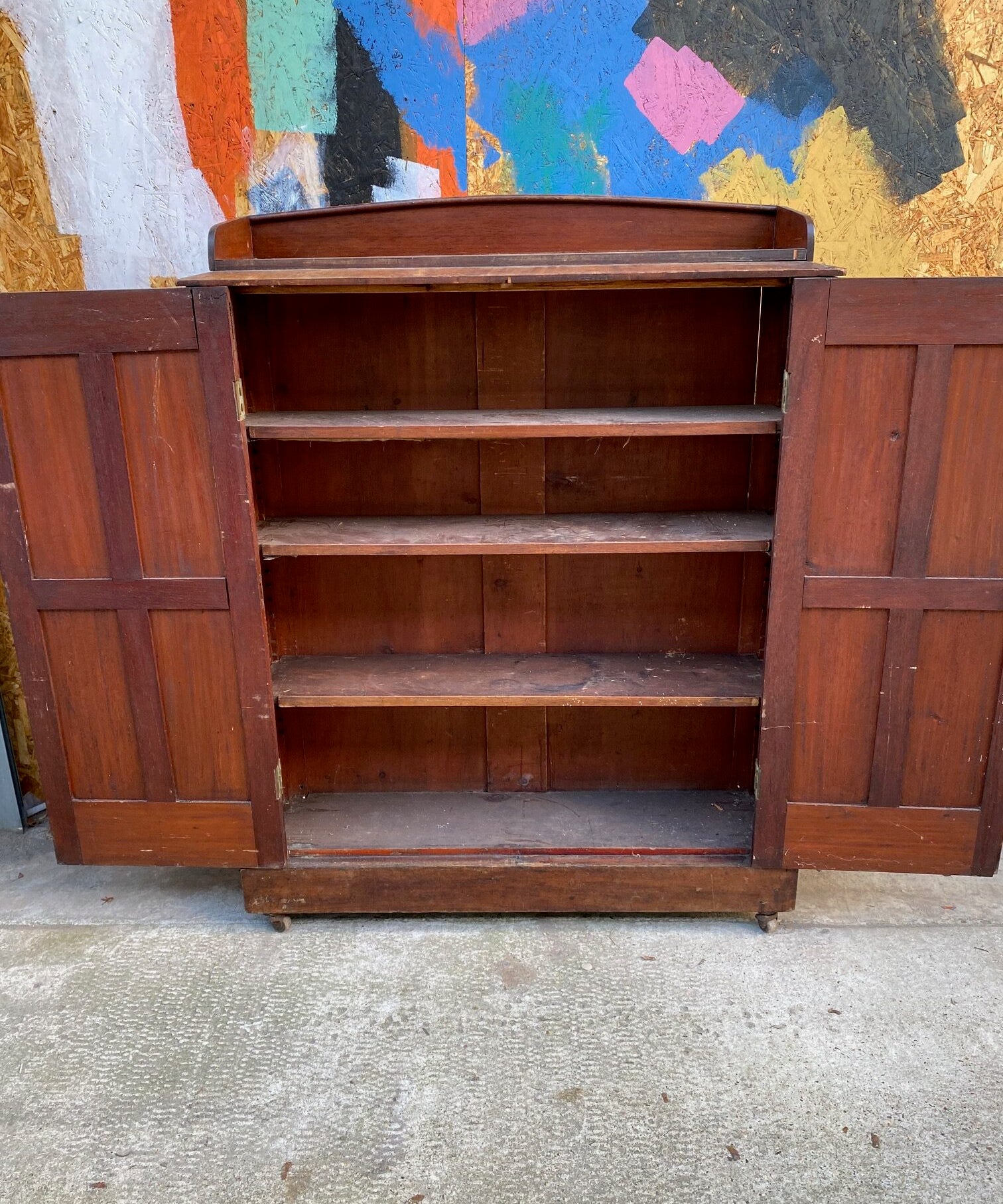 wooden-cupboard-23