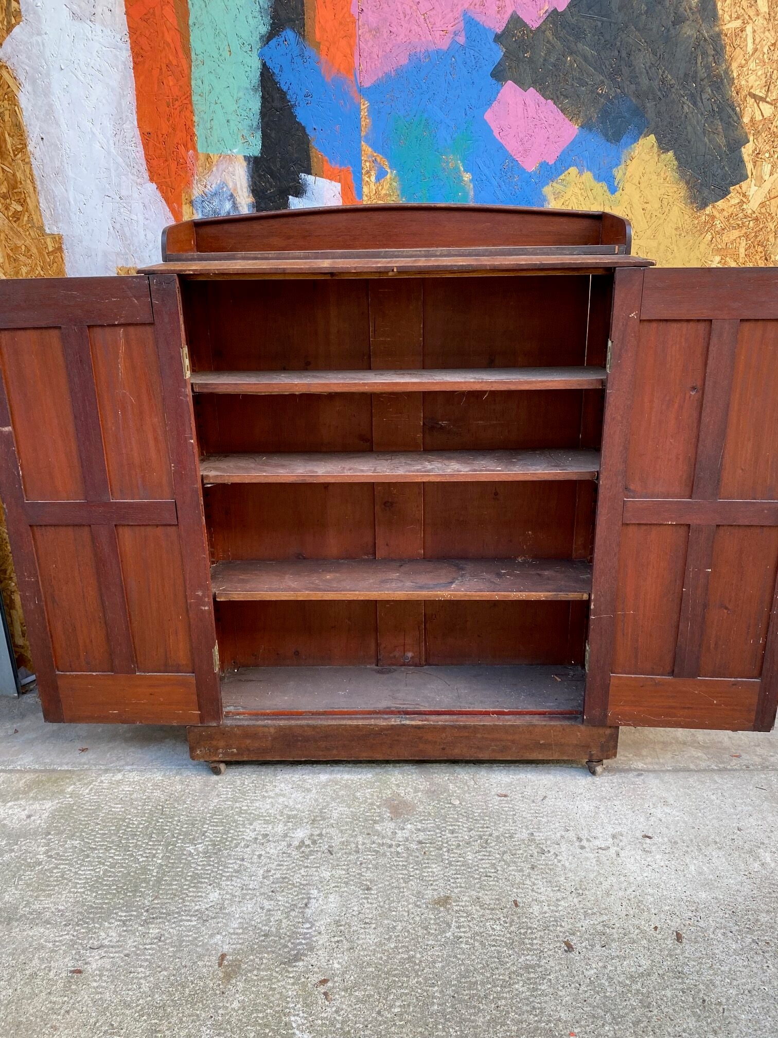 wooden-cupboard-23