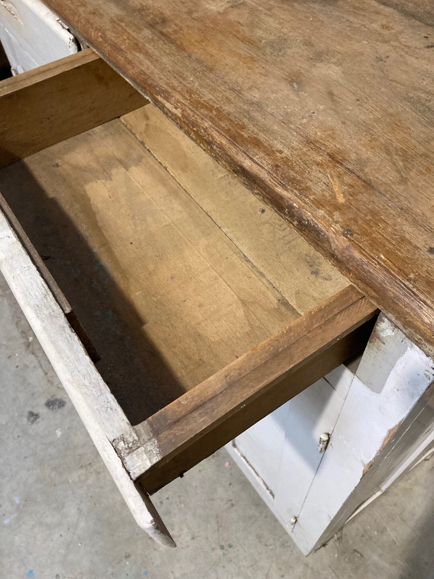wooden-cupboard-4