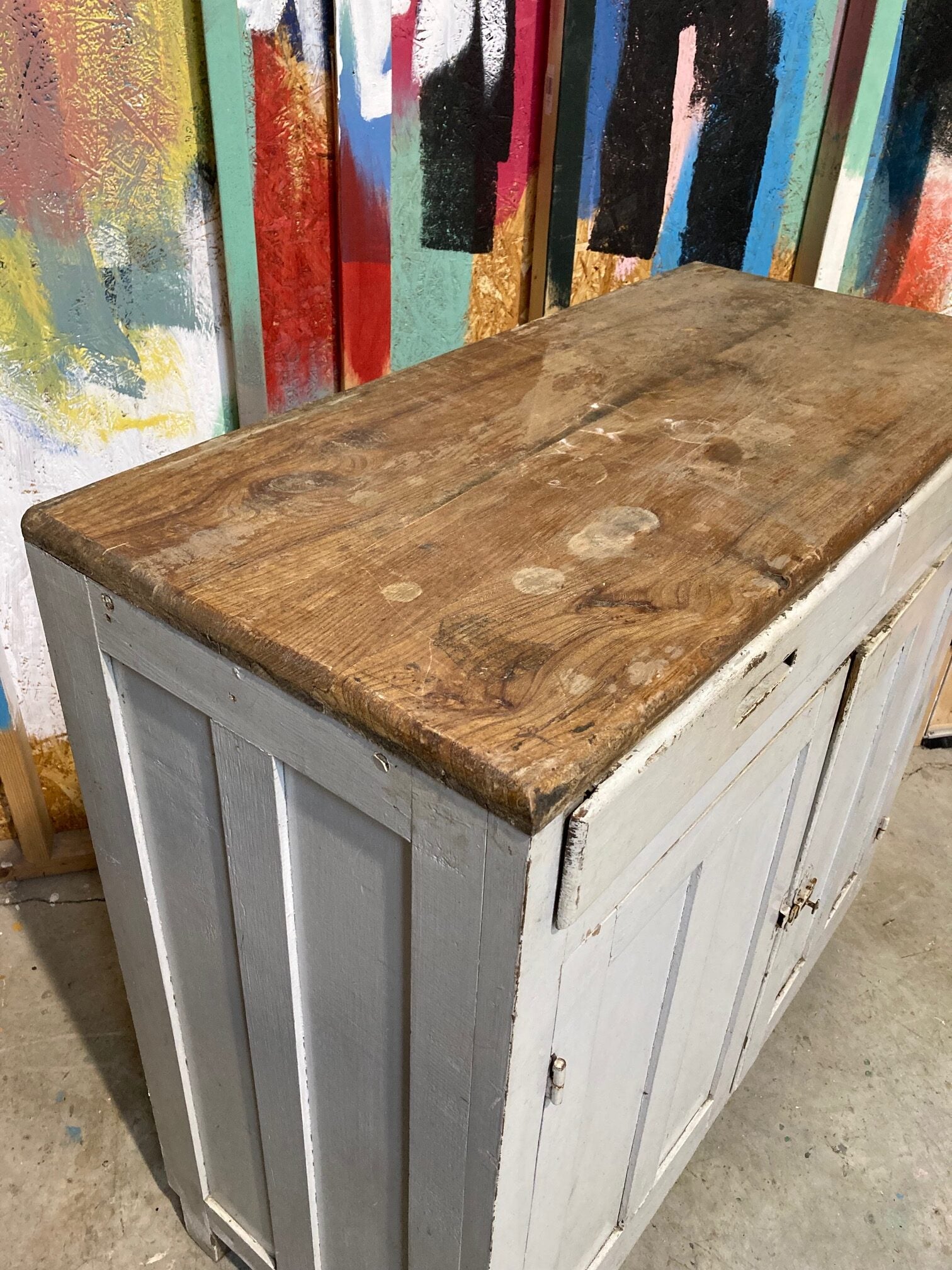 wooden-cupboard-7