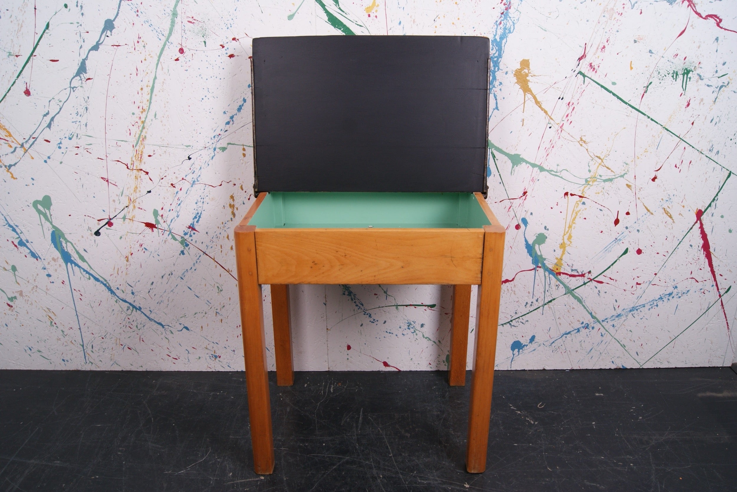wooden-desk-chair-set-1