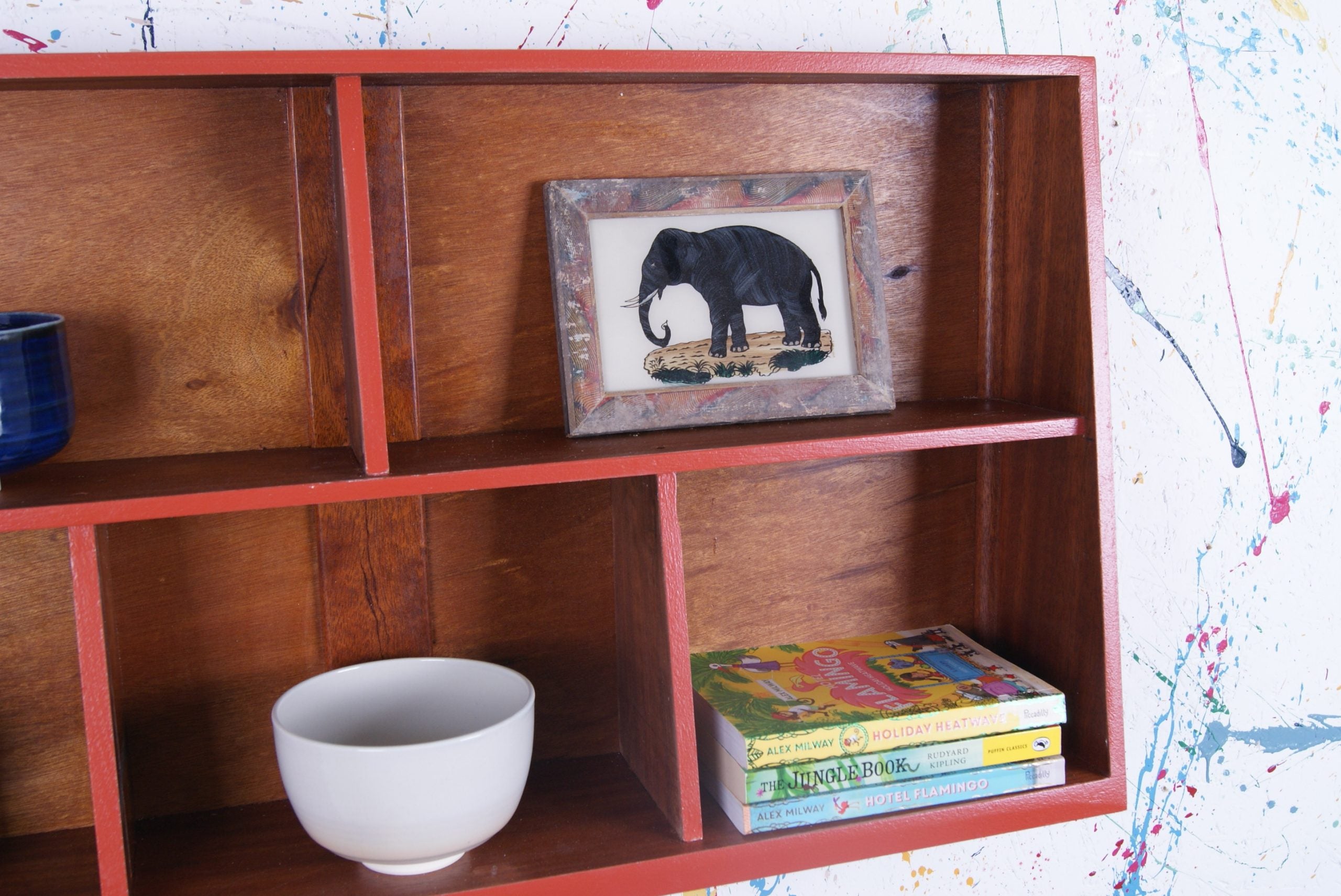 wooden-display-shelf-bamboozle-3