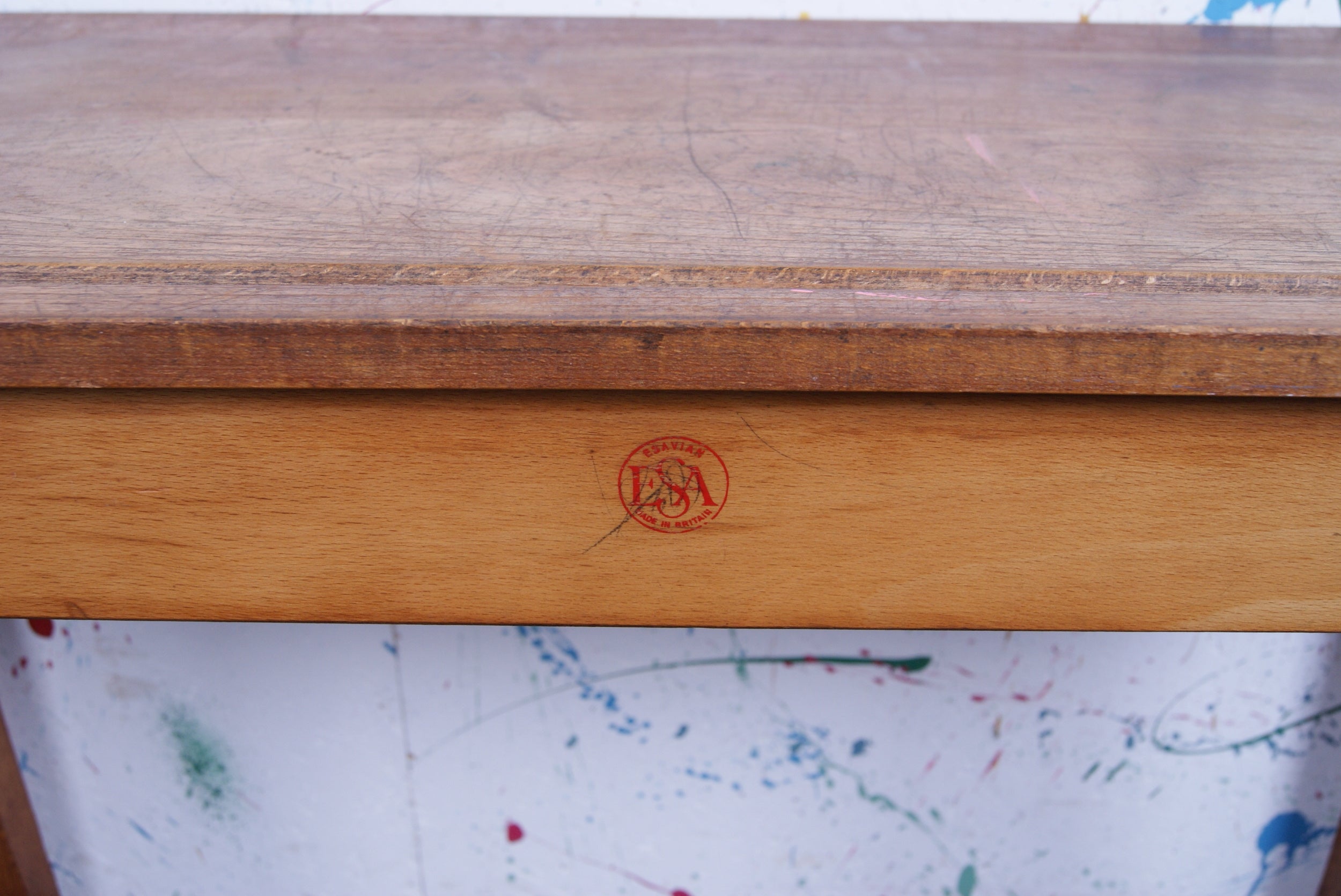 wooden-esavian-table-5