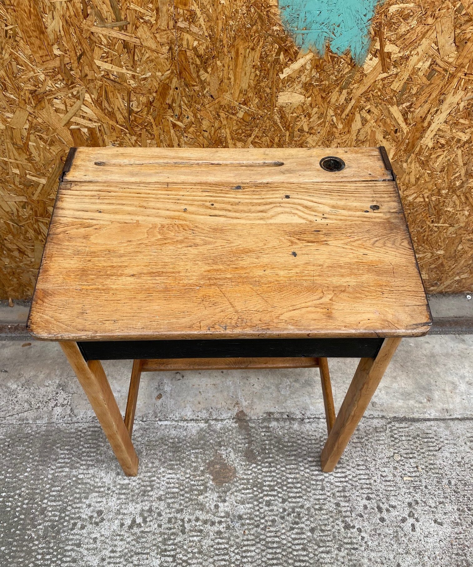 wooden-lift-up-lid-desk-3