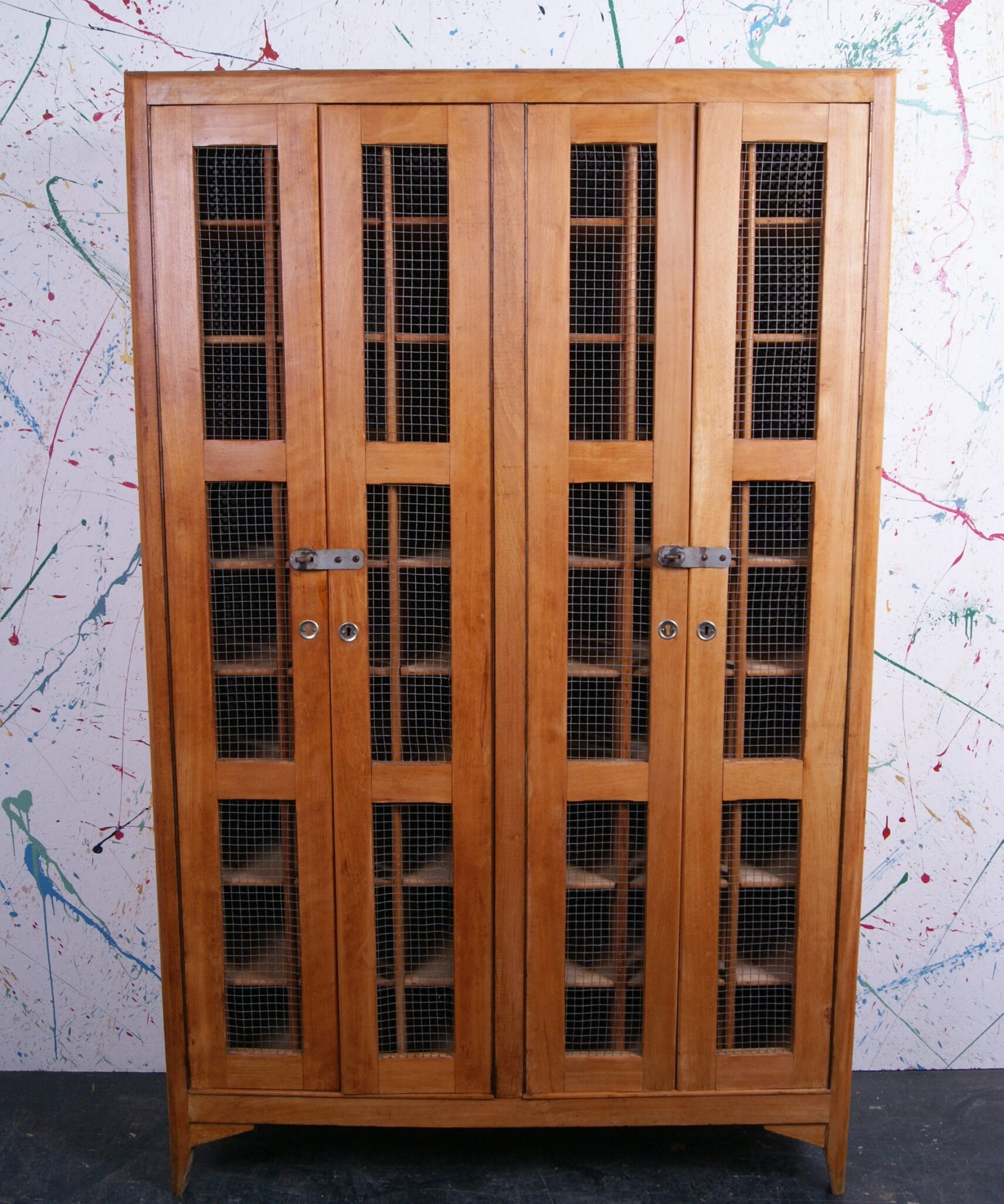 wooden-locker-1