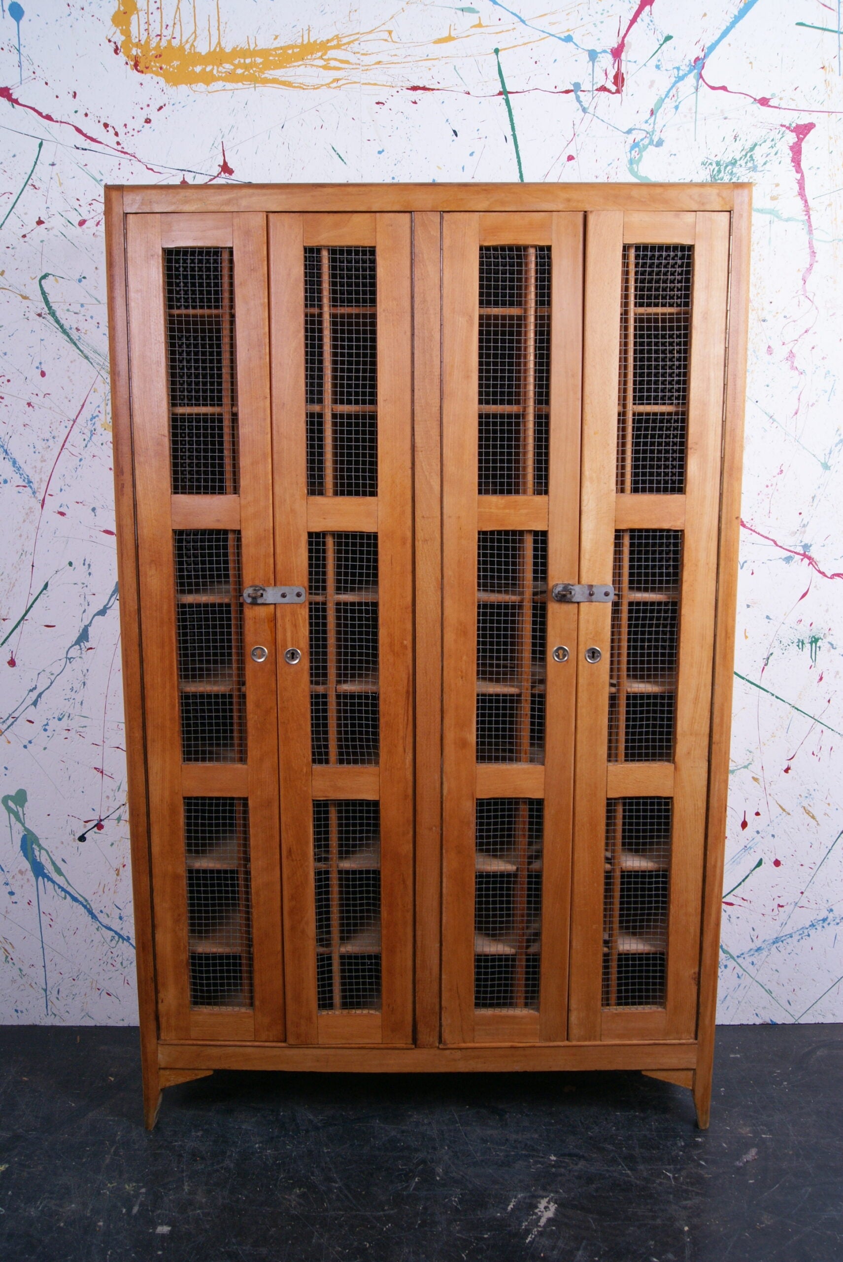 wooden-locker-1