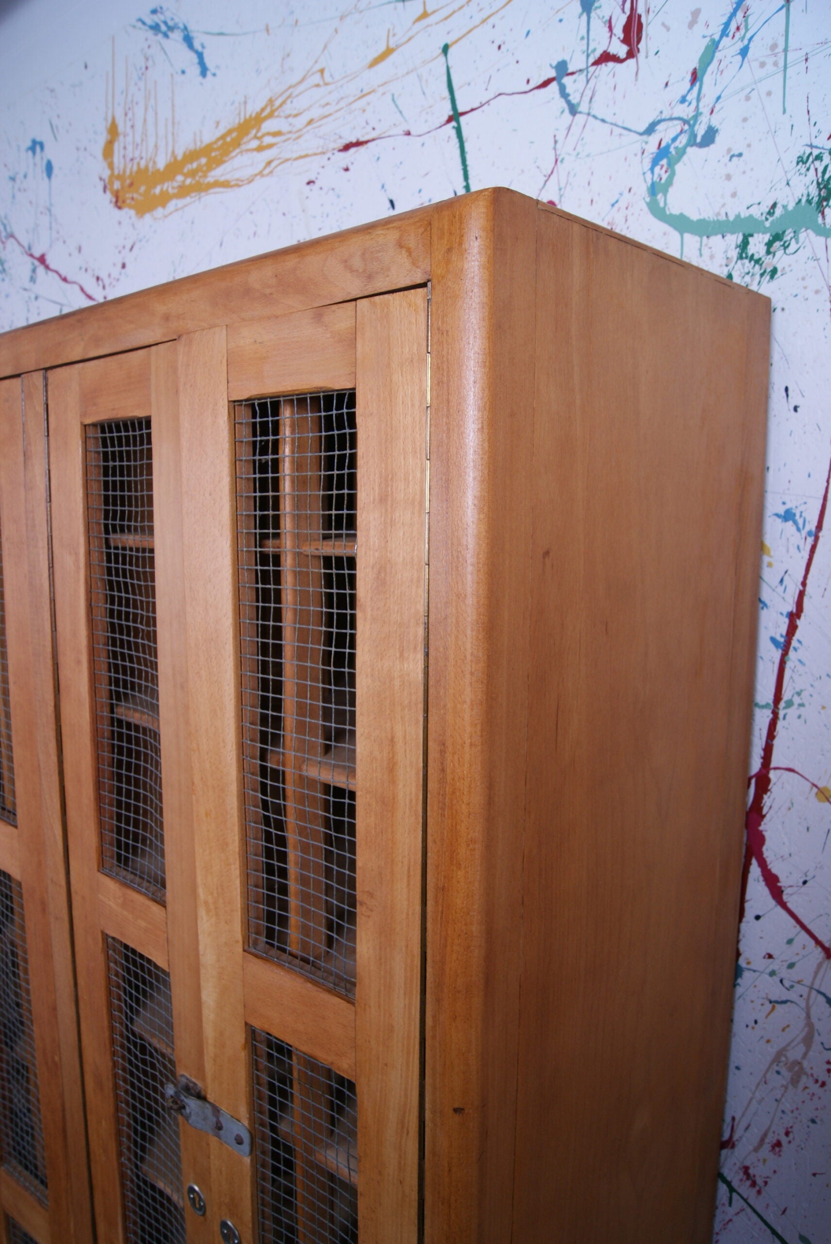 wooden-locker-3