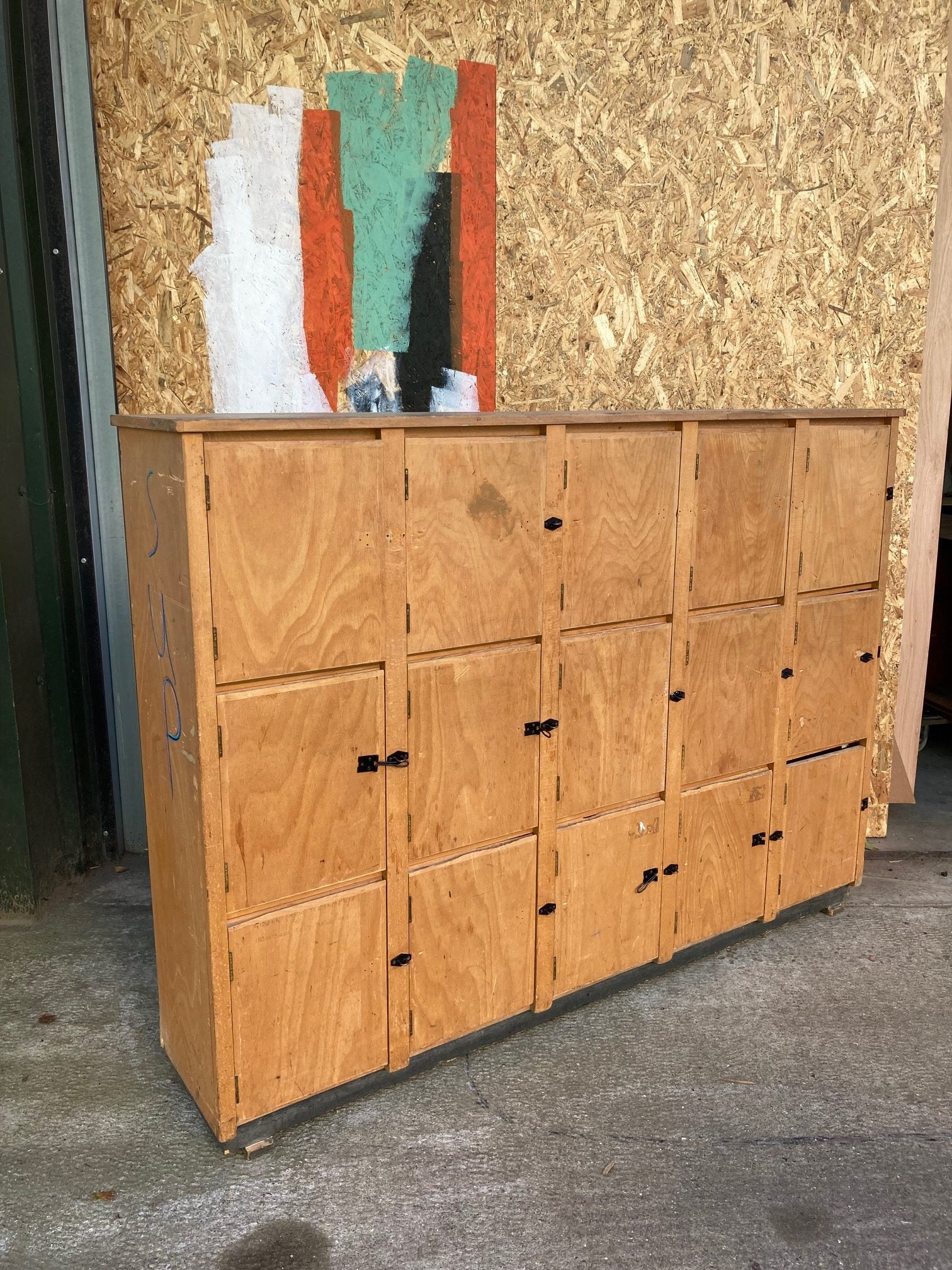 wooden-locker-4