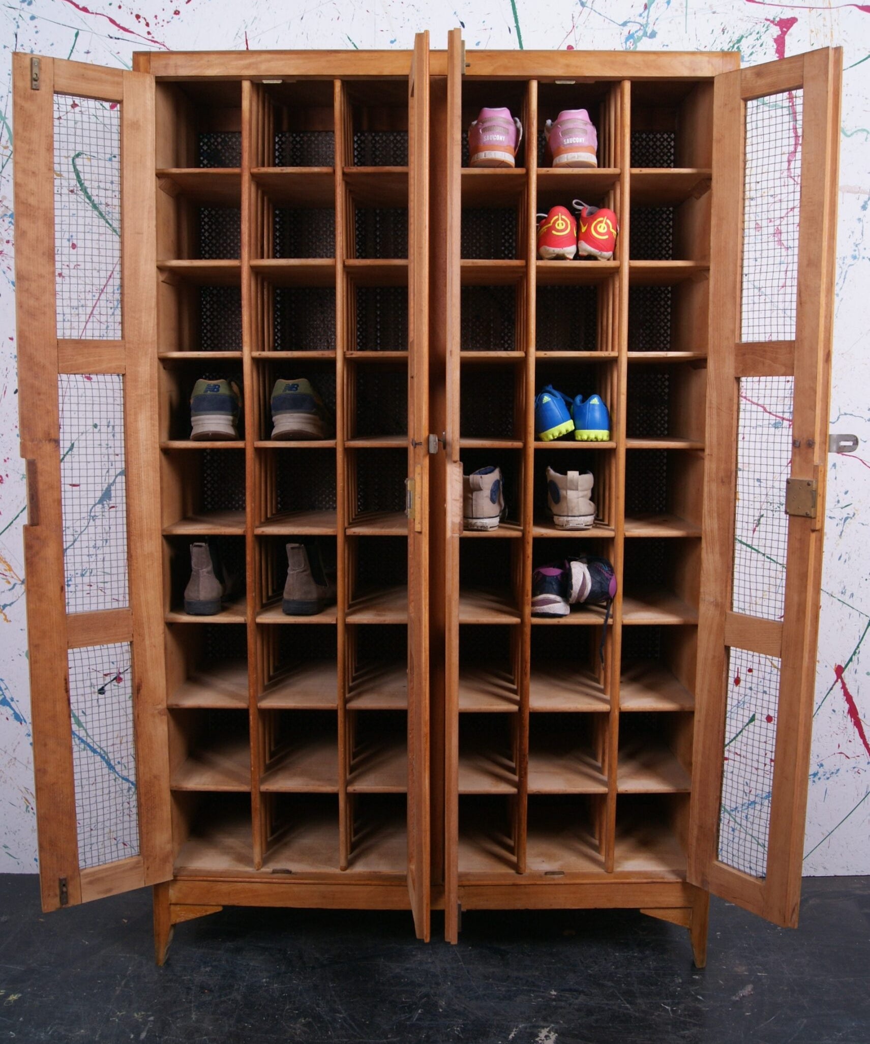 wooden-locker-4