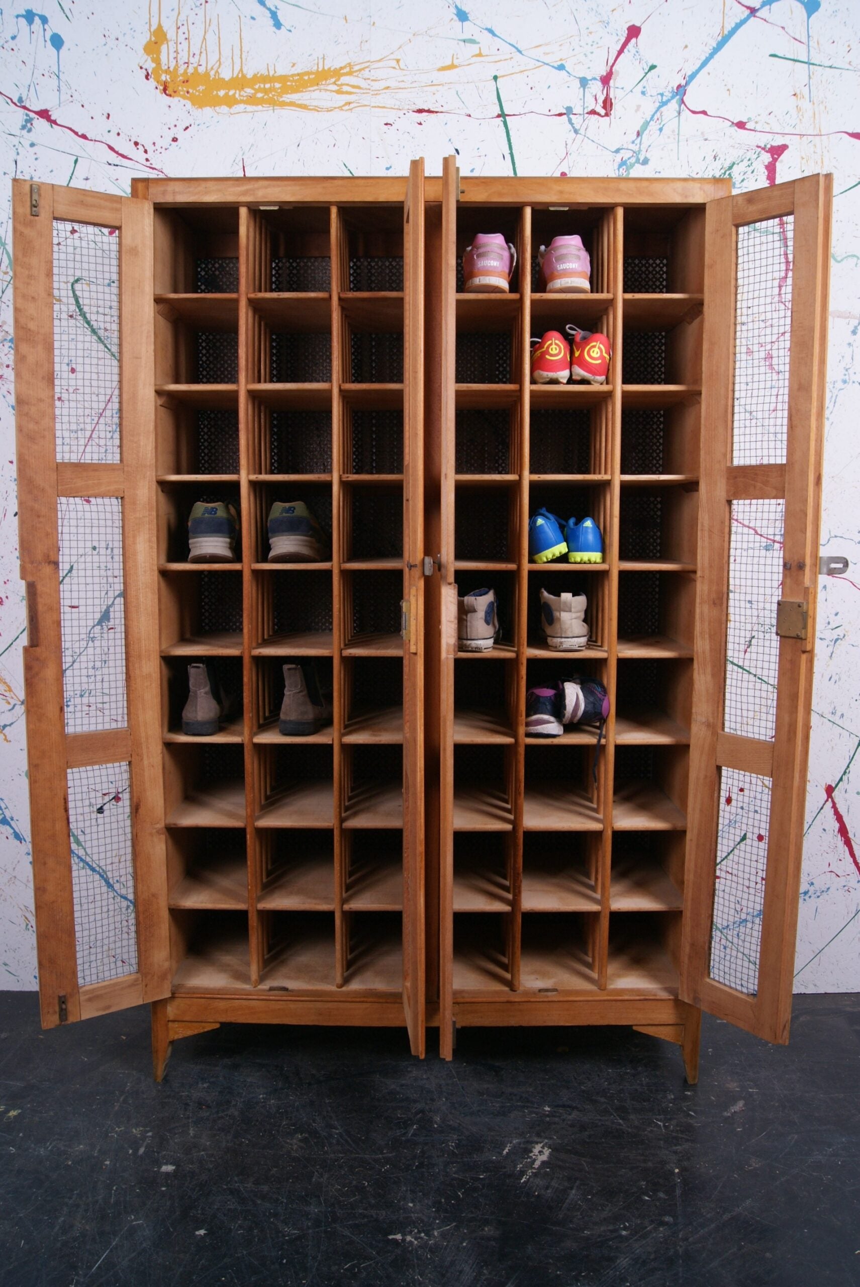 wooden-locker-4