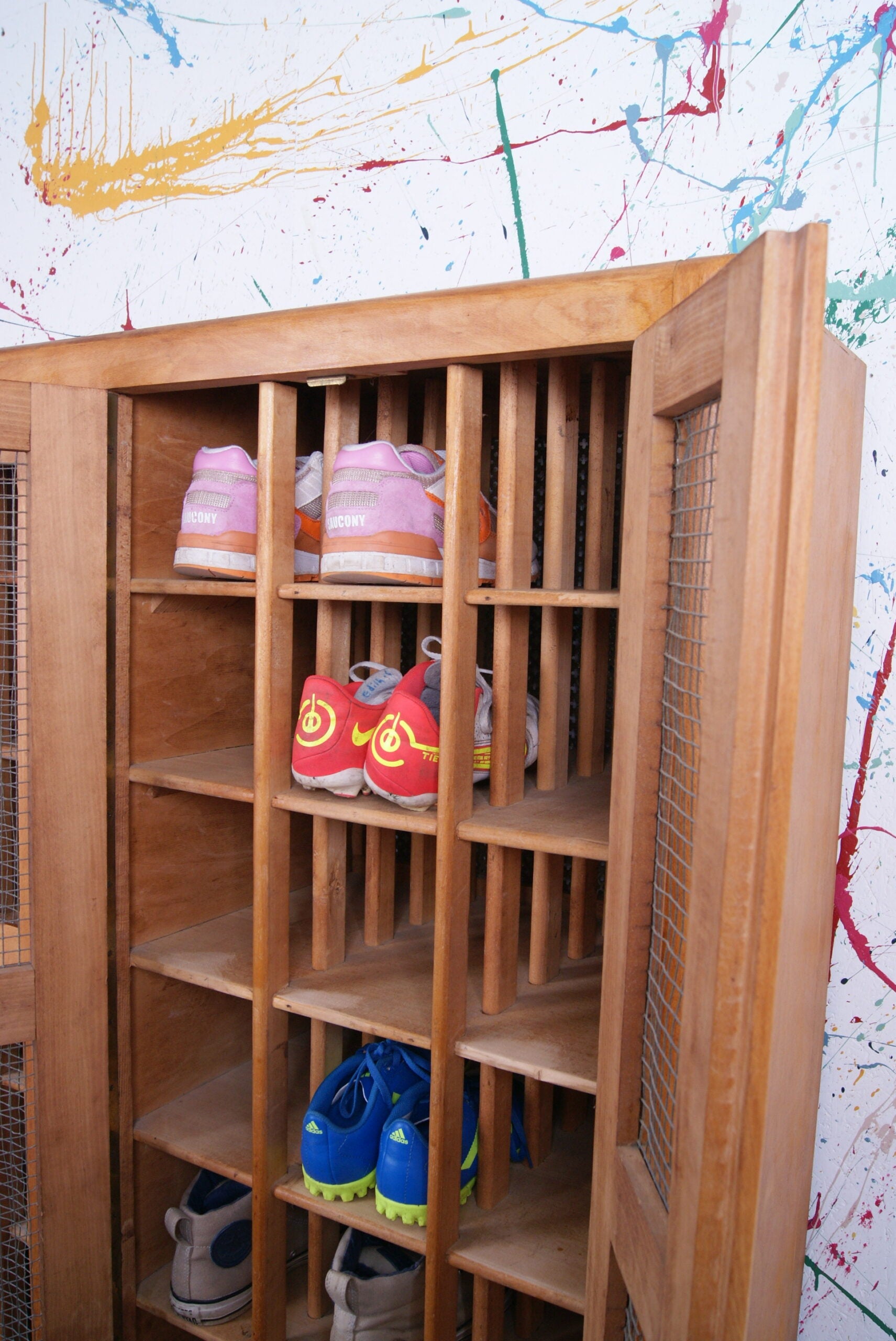 wooden-locker-5