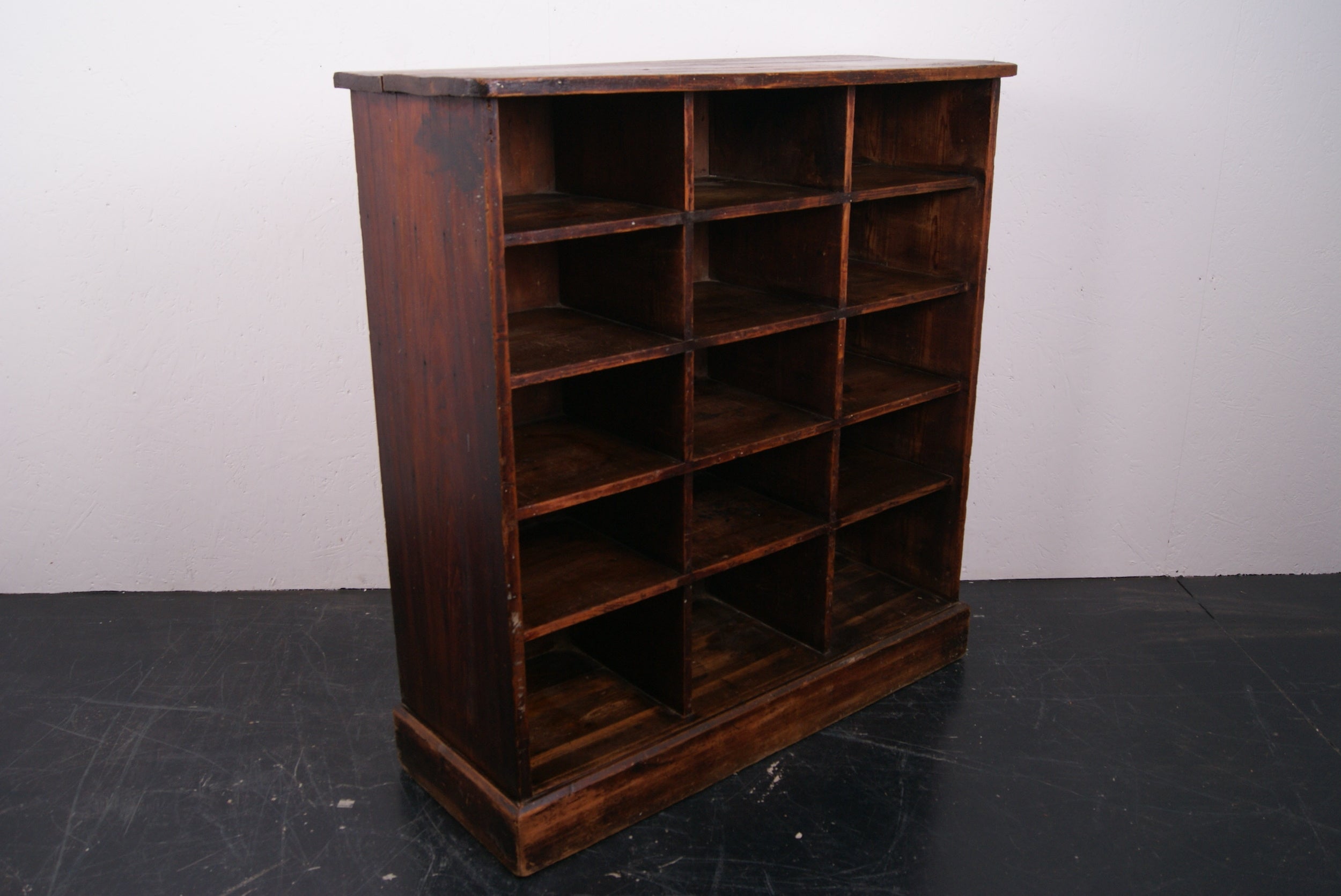 wooden-pigeonhole-7
