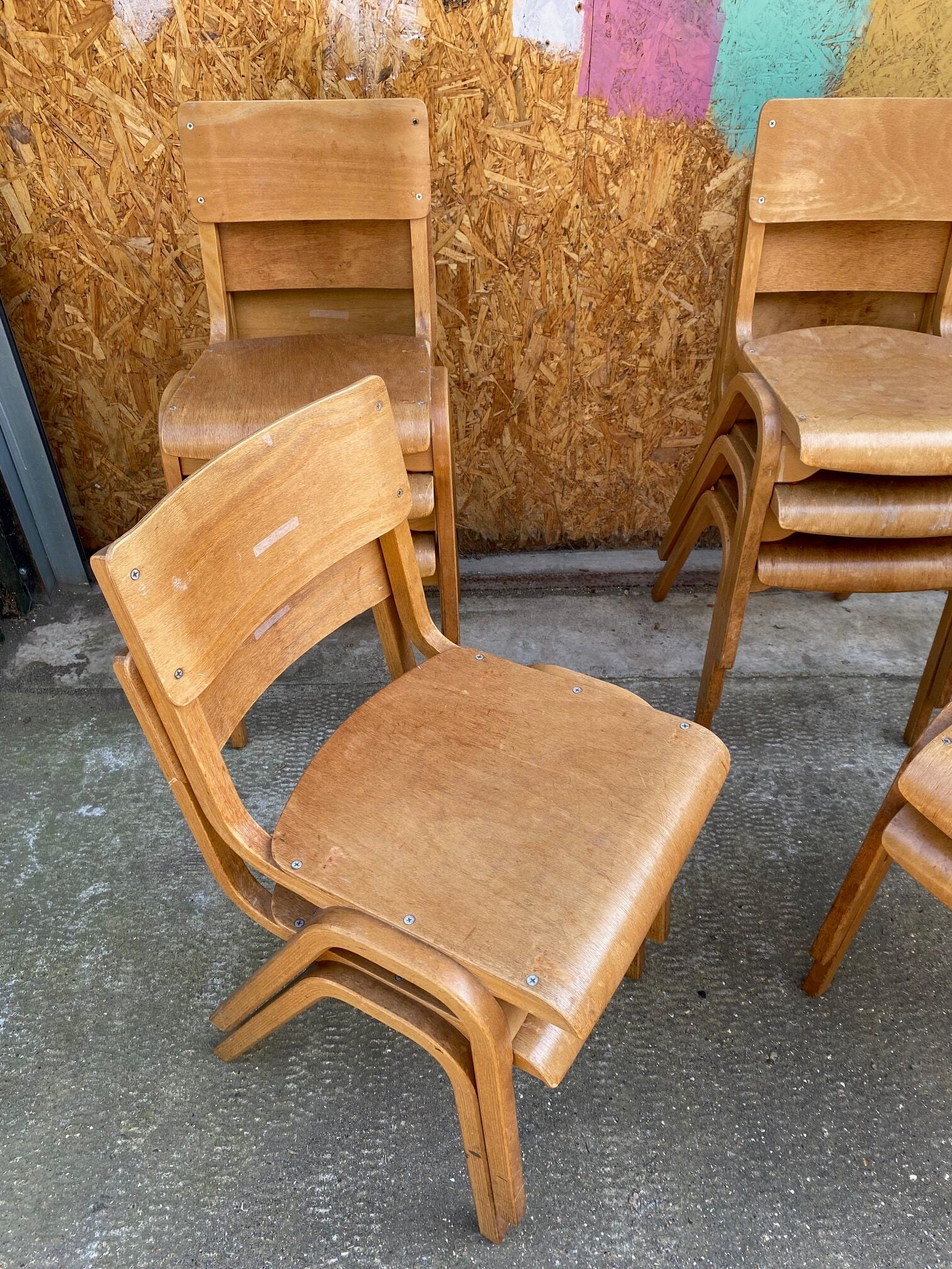 wooden-school-chairs-2