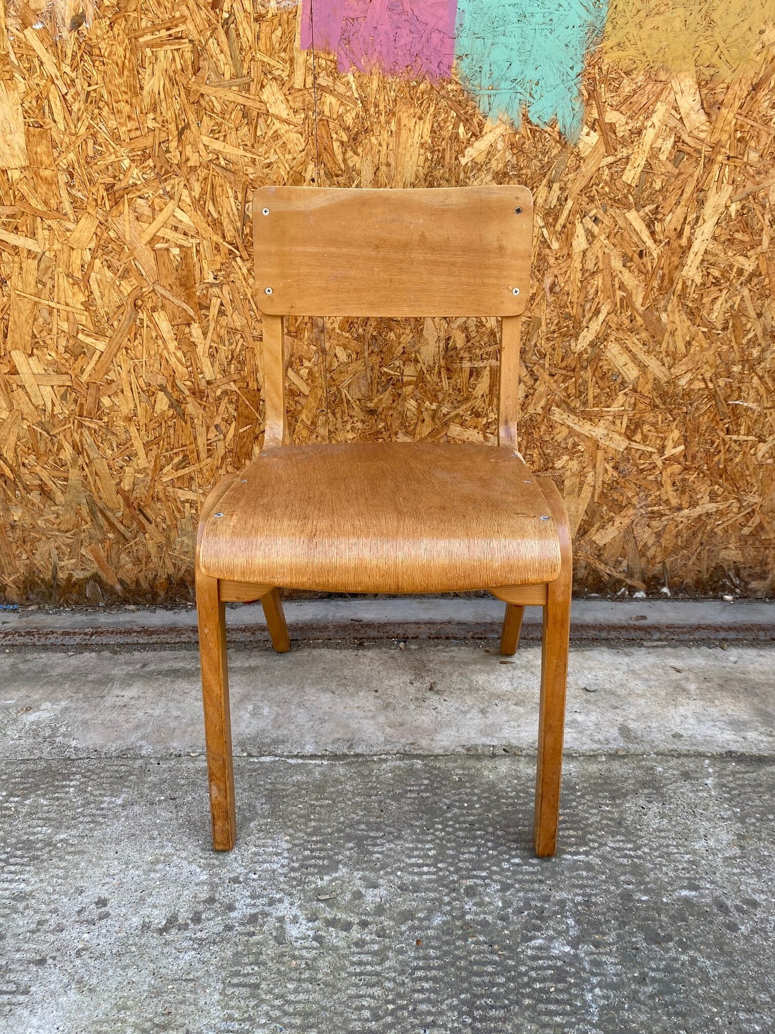 wooden-school-chairs-4