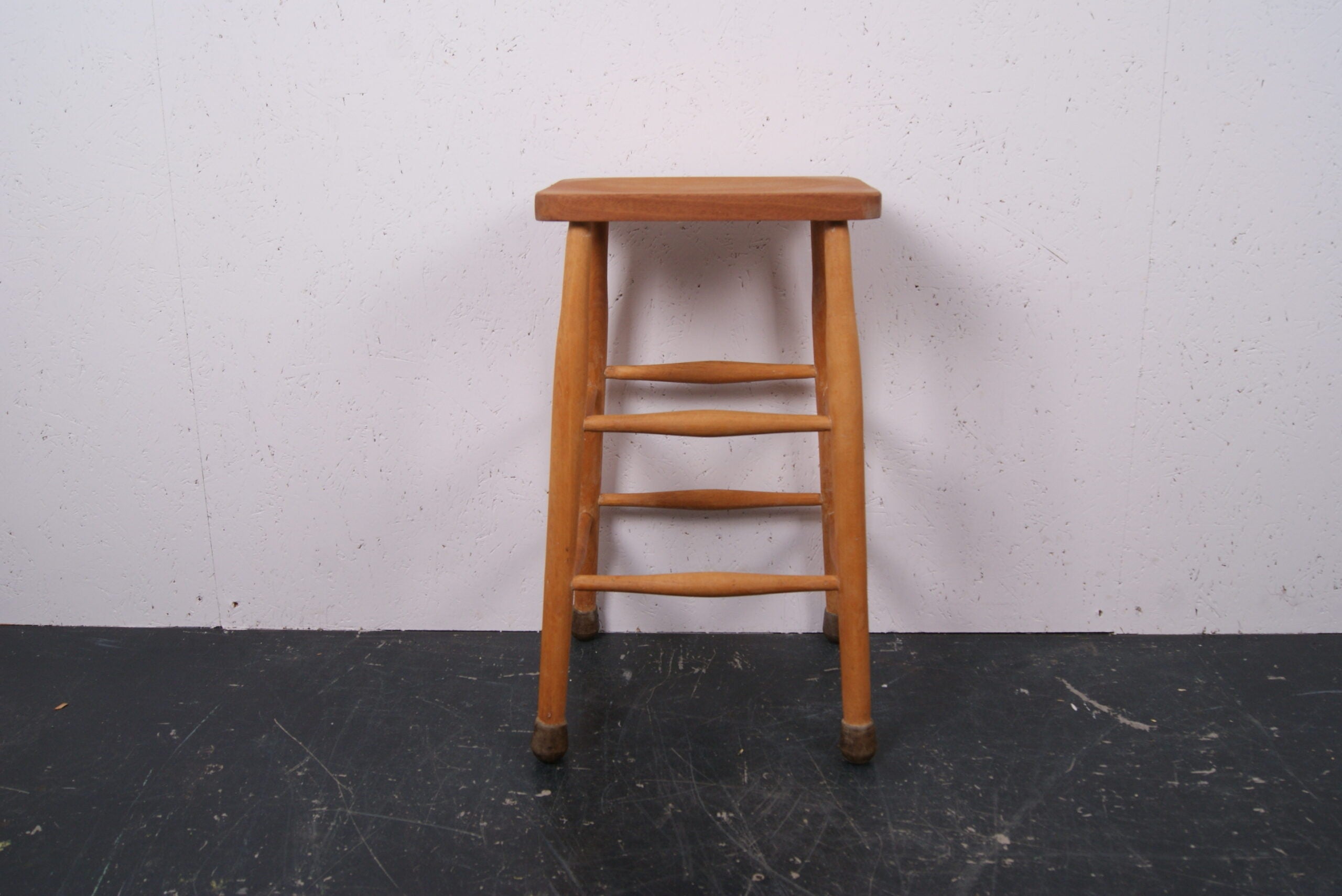 wooden-school-stool-1