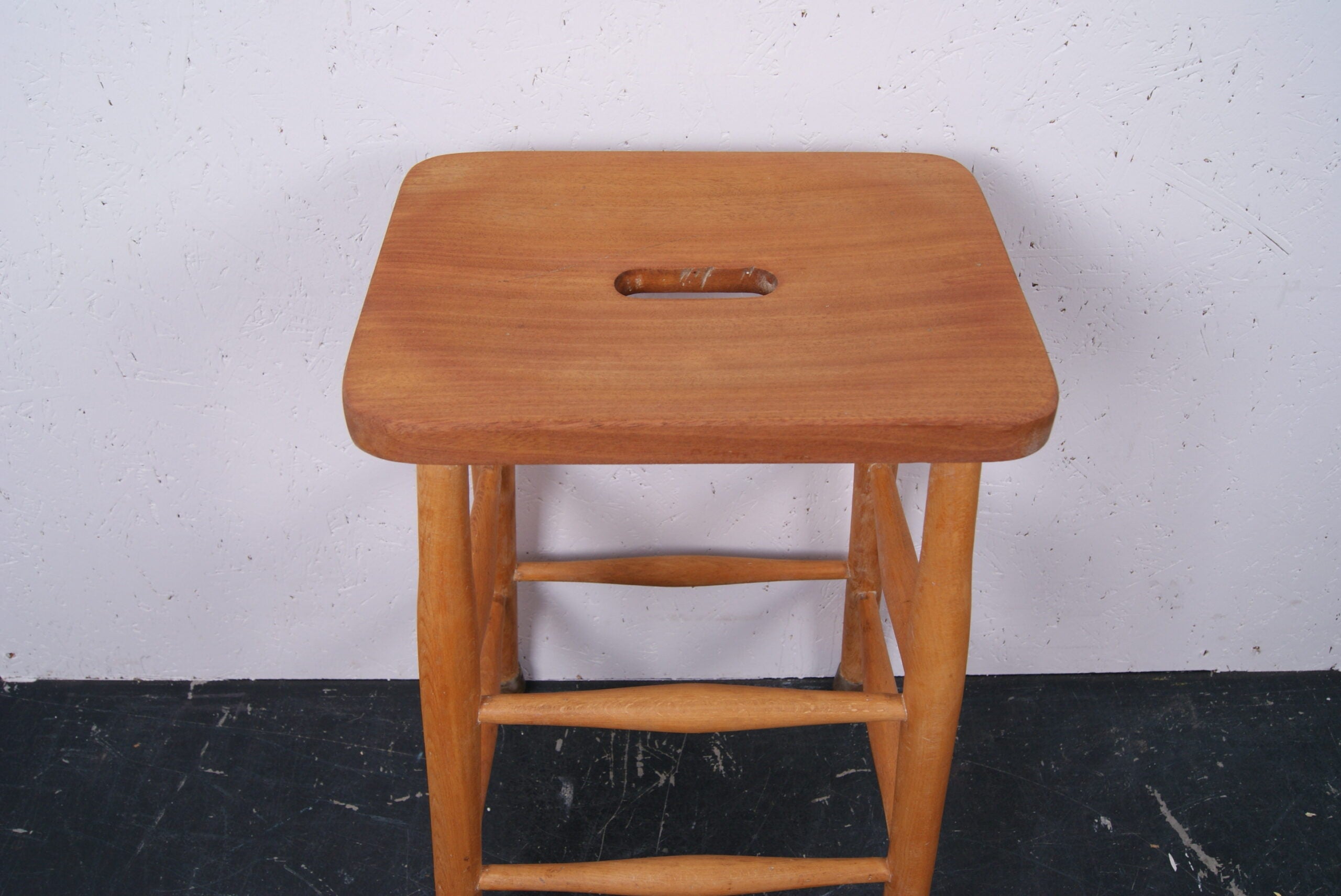 wooden-school-stool-2